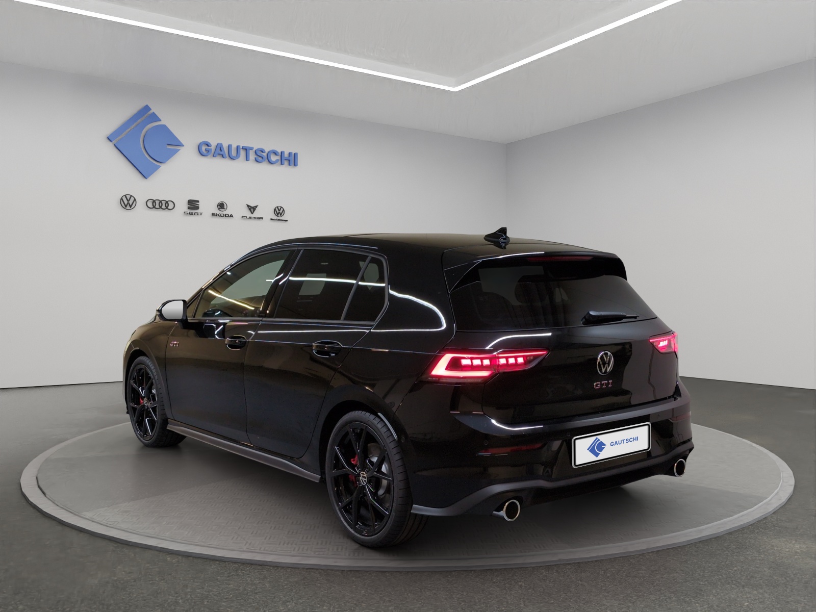 VW Golf 2.0 TSI GTI DSG-image-2