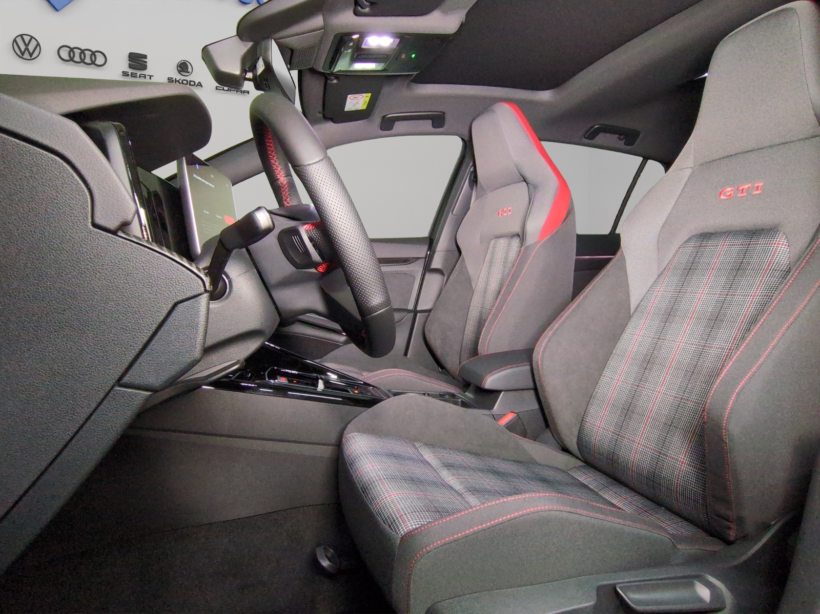 VW Golf 2.0 TSI GTI DSG-image-5