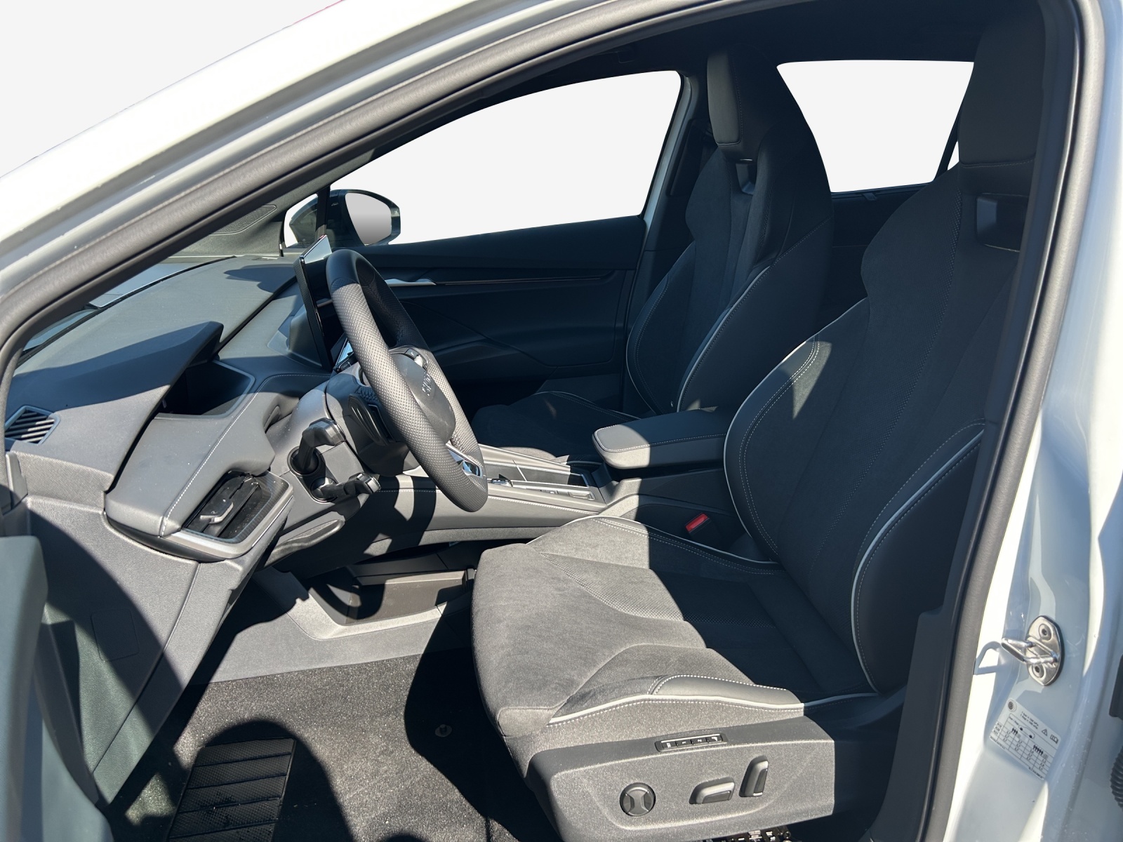 SKODA Elroq 85 Sportline-image-7