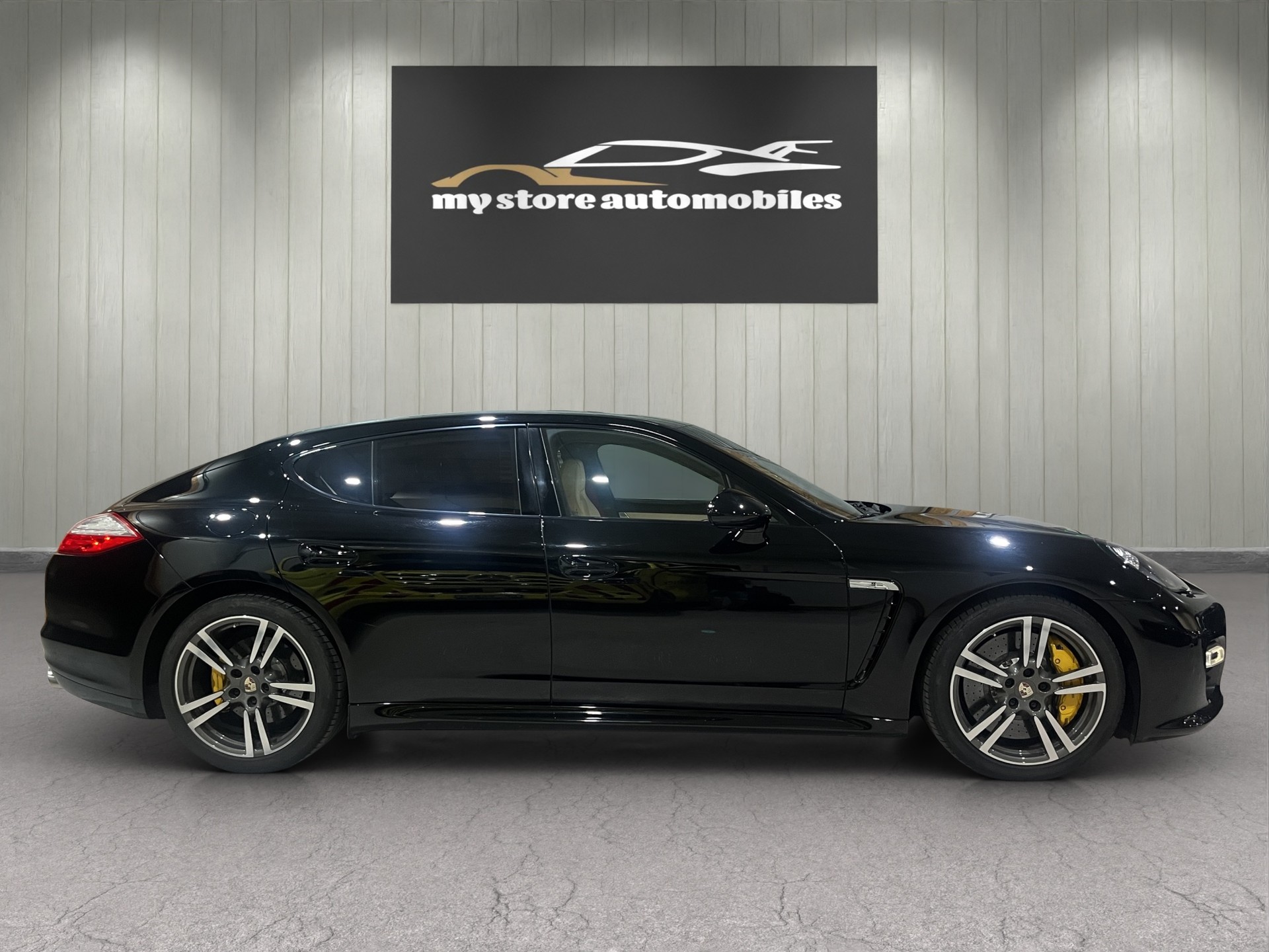 PORSCHE Panamera Turbo S 4.8 PDK