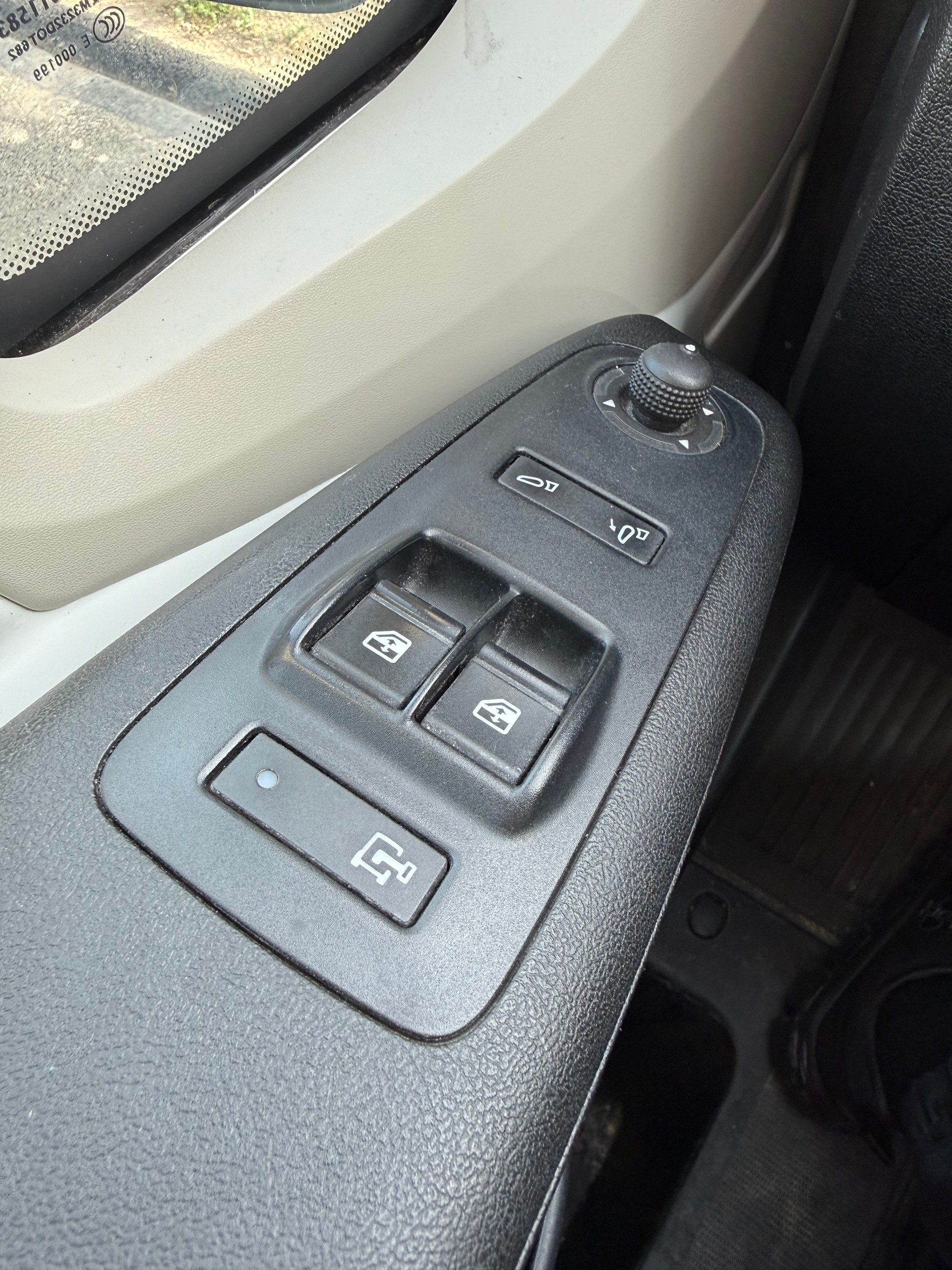 CITROEN 2.2 BlueHDi 140 Control S/S-image-18