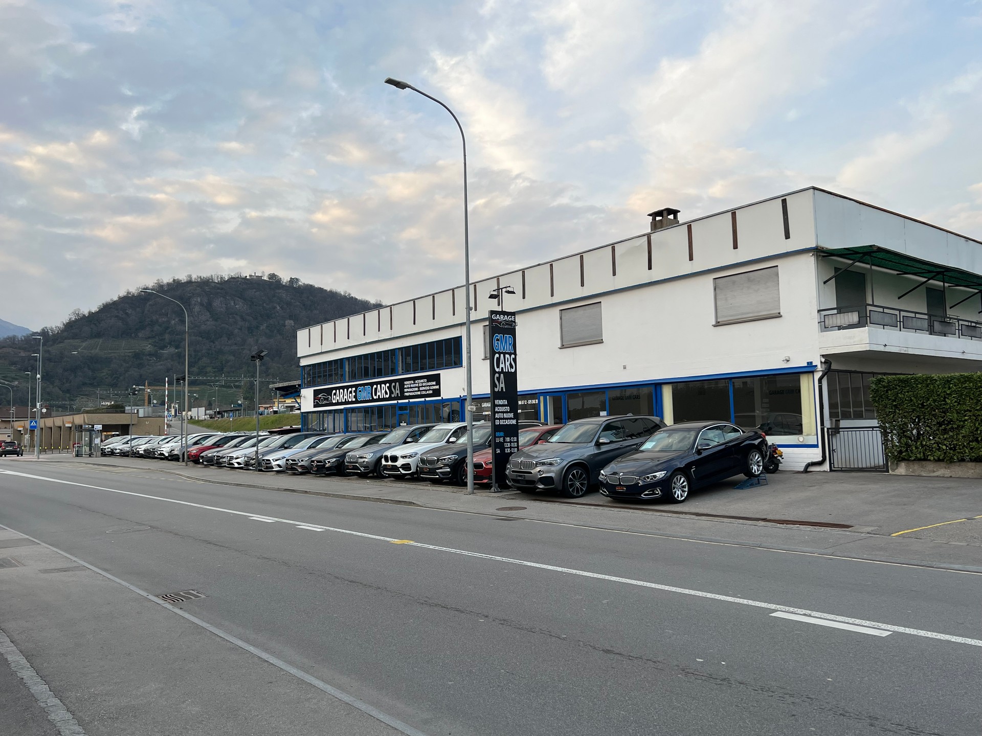 MERCEDES-BENZ A 200 Progressive 7G-DCT-image-14