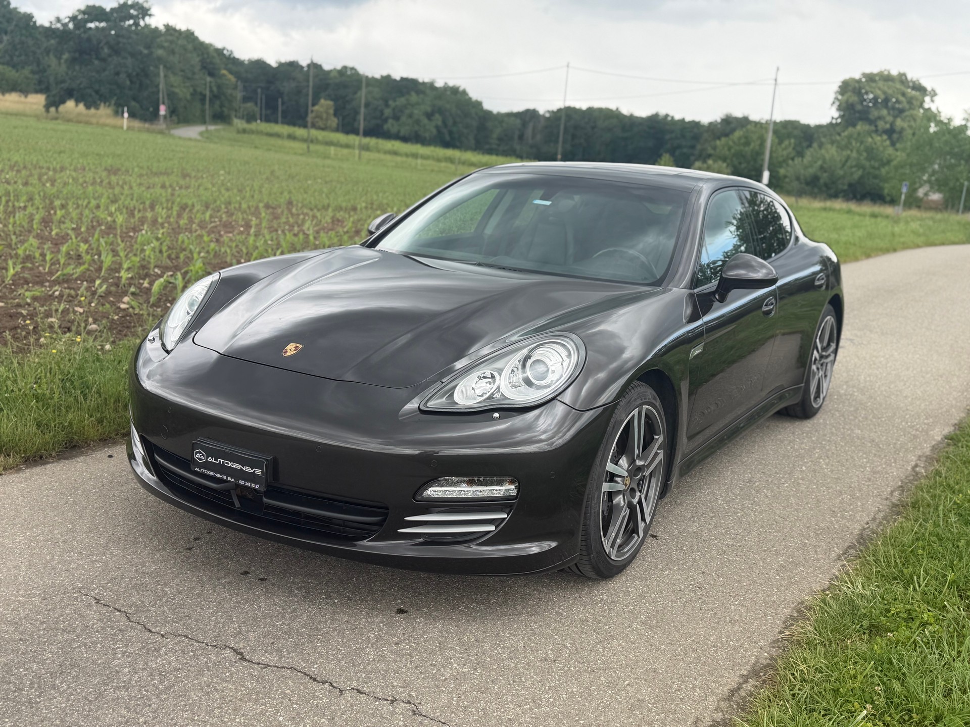 PORSCHE Panamera 4 3.6 PDK-image-4