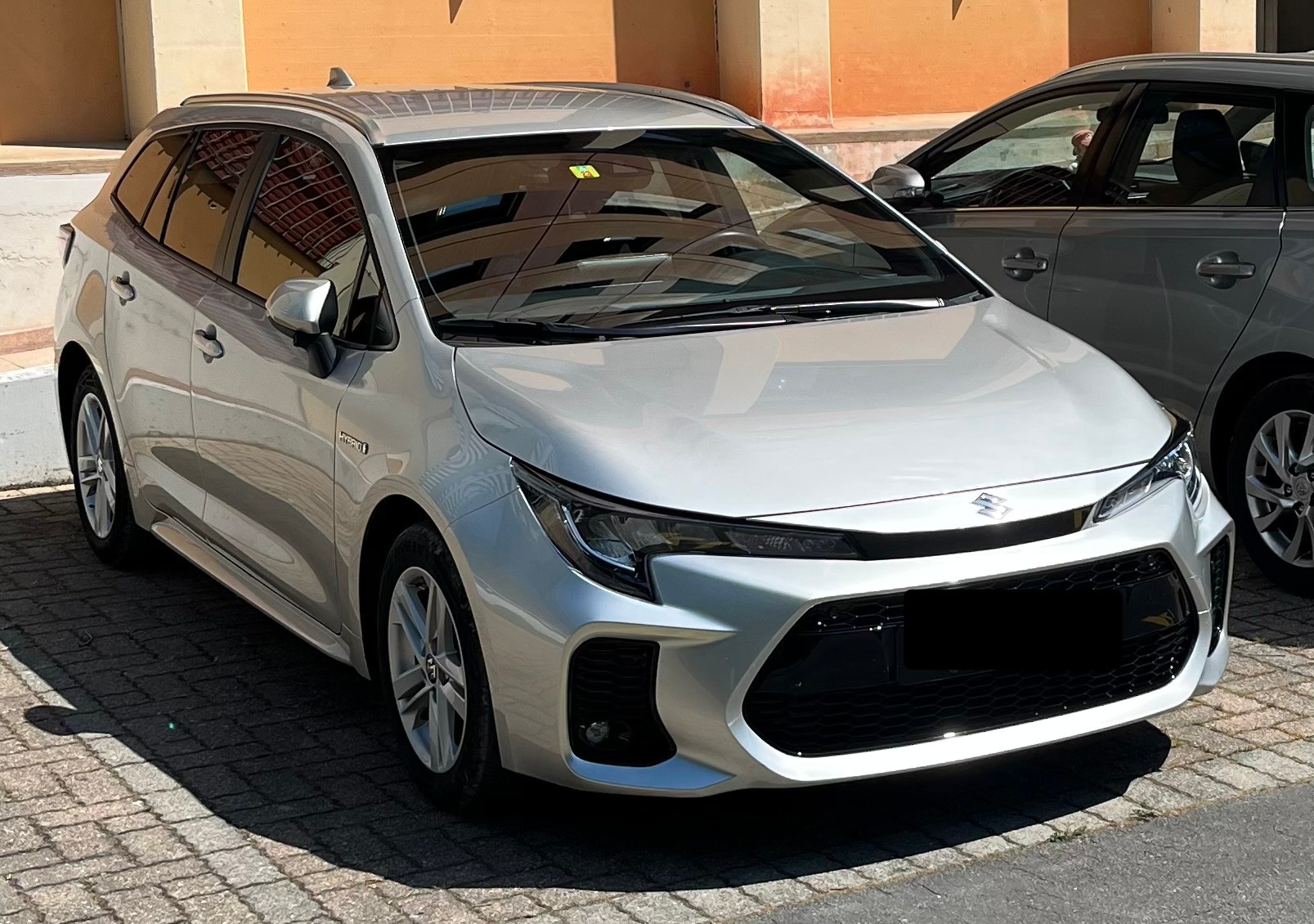 SUZUKI 1.8 Compact+ Hybrid-image-2