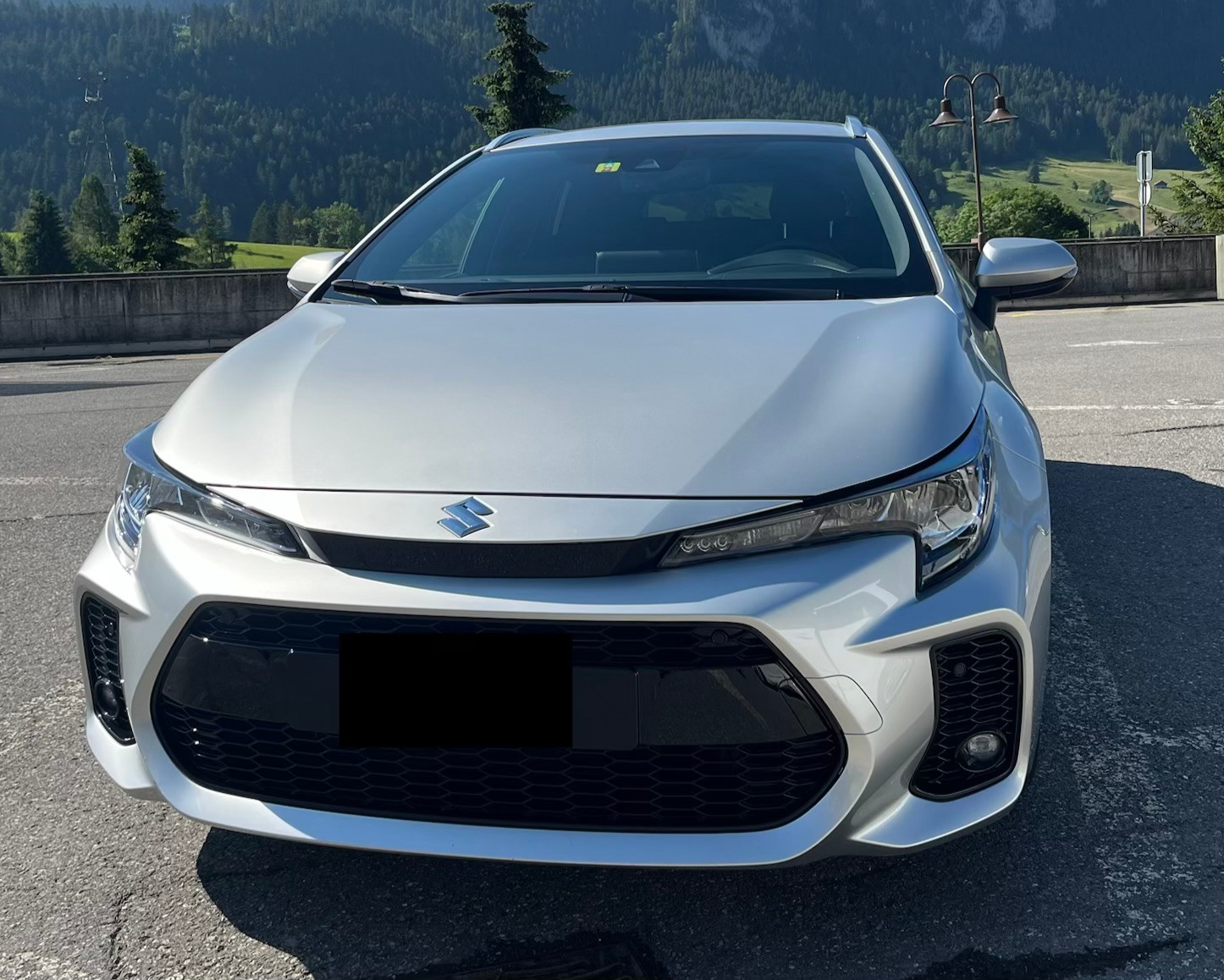 SUZUKI 1.8 Compact+ Hybrid-image-1