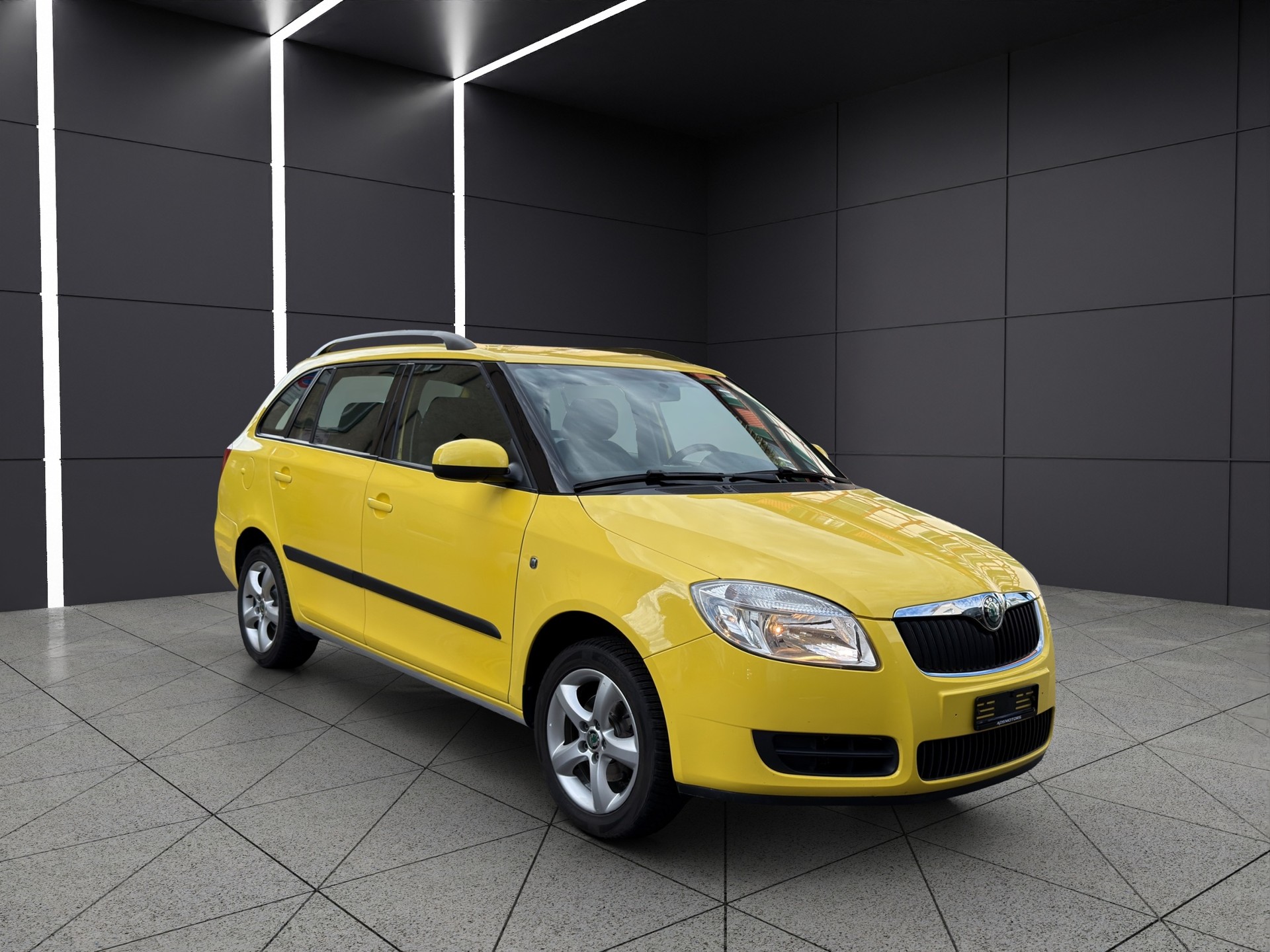 SKODA Fabia 1.6 Classic Tiptronic-image-2