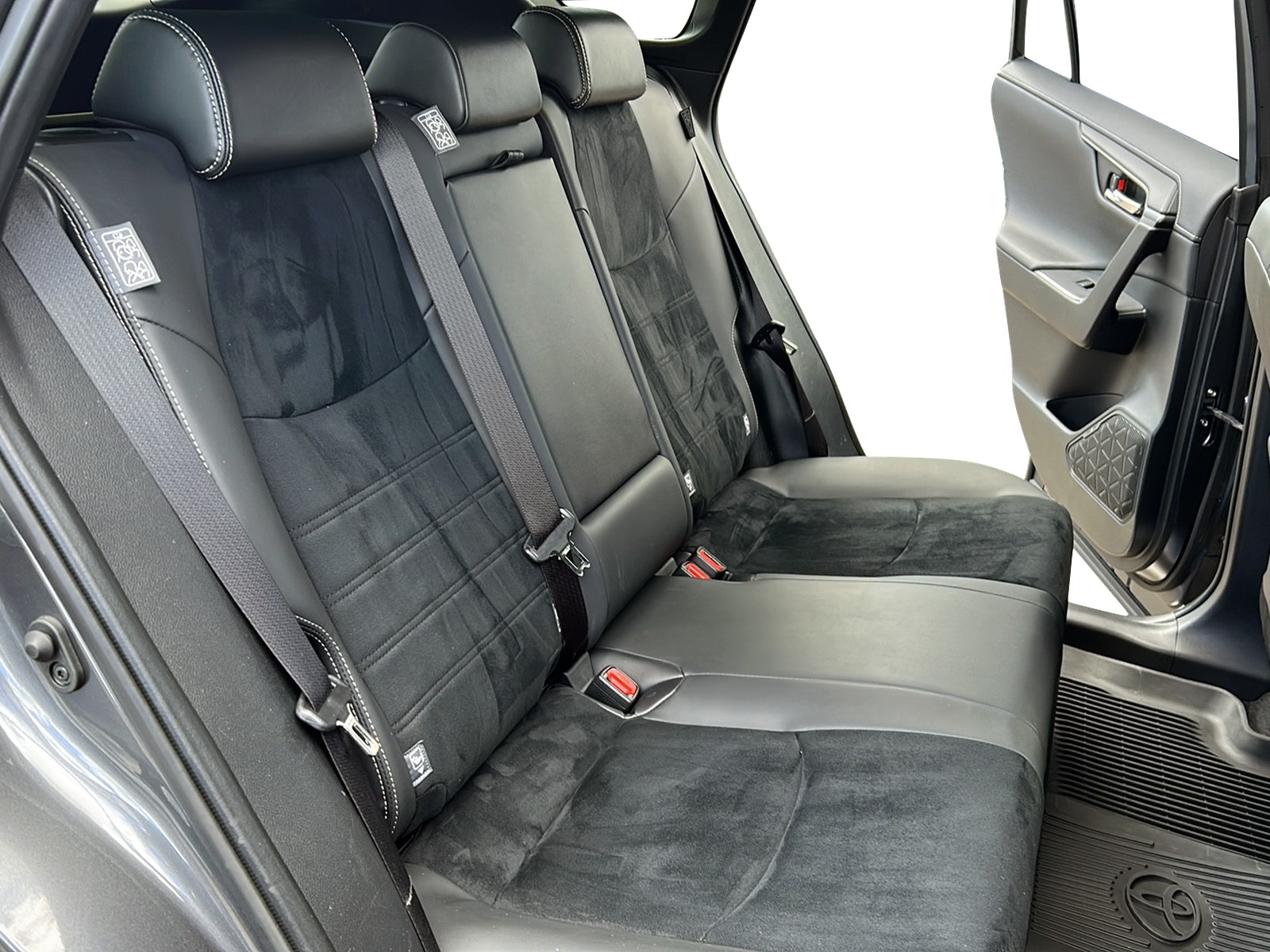 TOYOTA RAV4 2.5 Plug-In-Hybrid GR Sport-image-9
