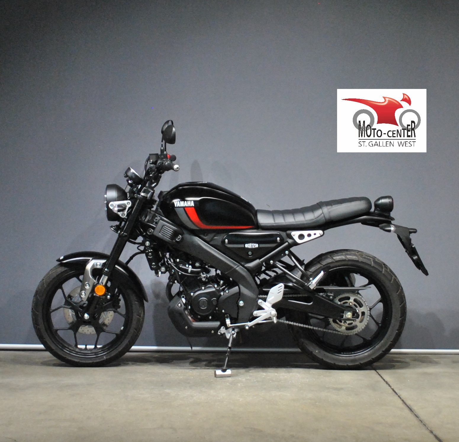 YAMAHA XSR 125-showroom-element-2