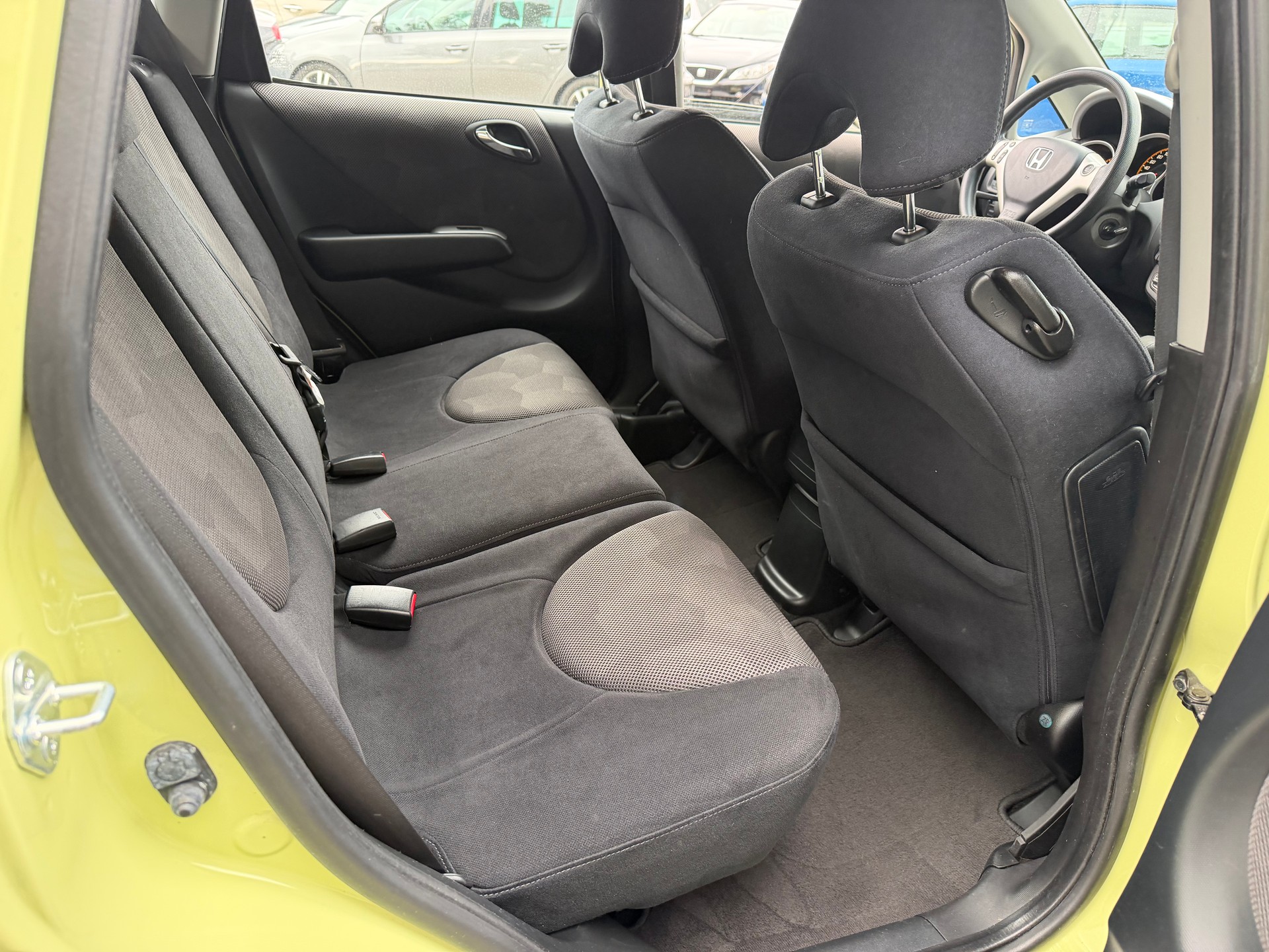 HONDA Jazz 1.4i LS Formula 1 CVT-image-11