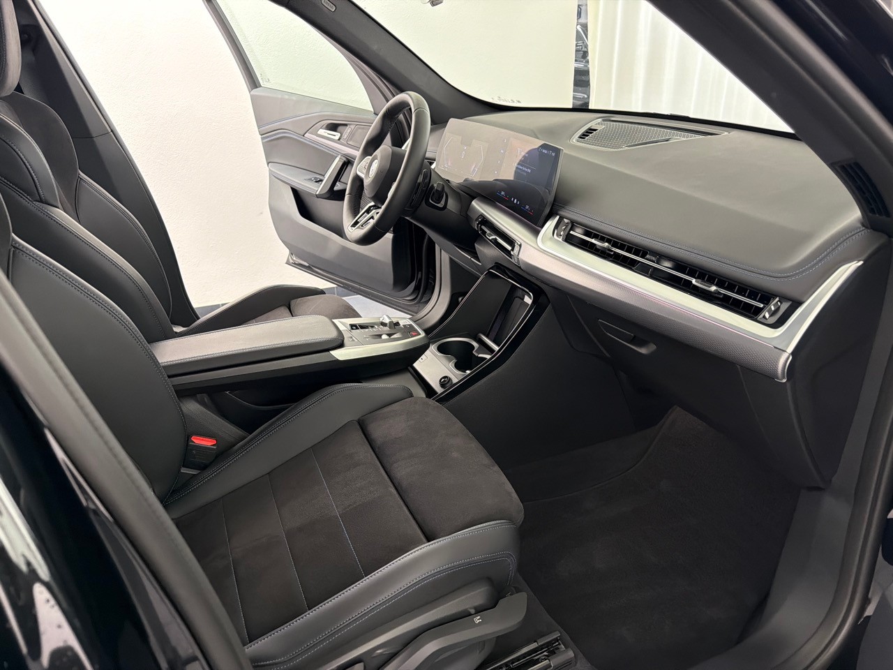 BMW X1 sDrive 18i M Sport-image-8
