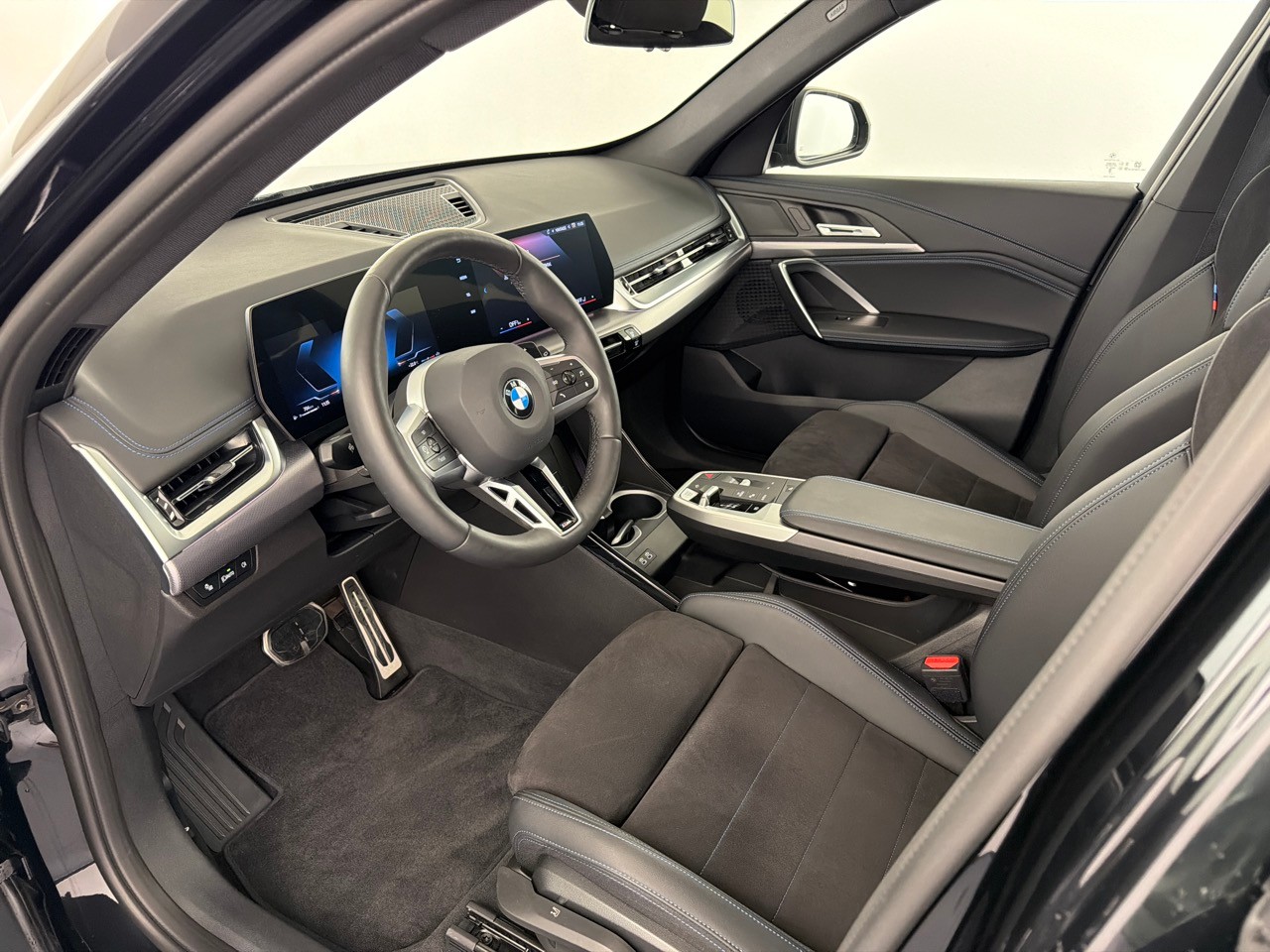 BMW X1 sDrive 18i M Sport-image-4