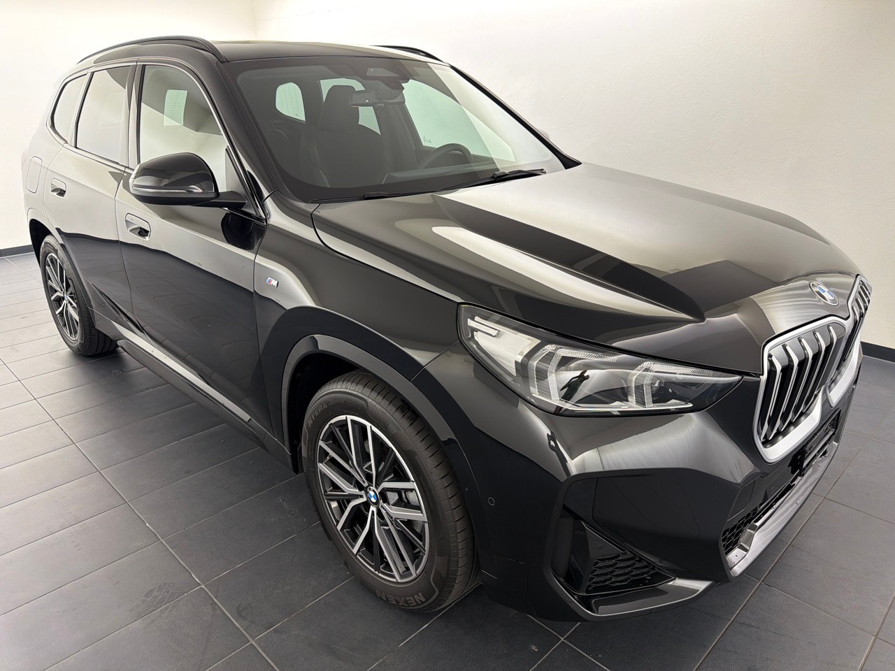 BMW X1 sDrive 18i M Sport-image-3