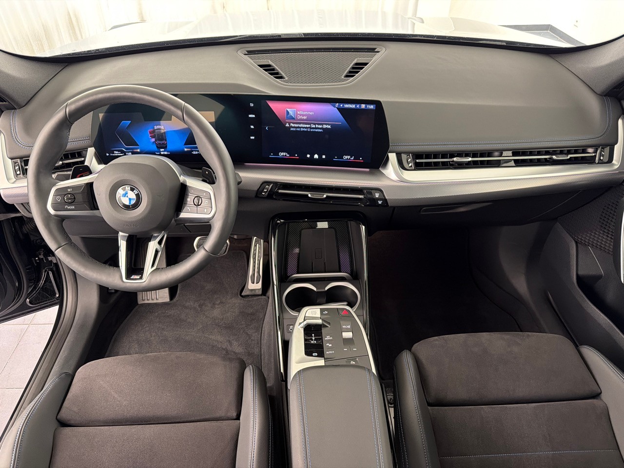 BMW X1 sDrive 18i M Sport-image-6