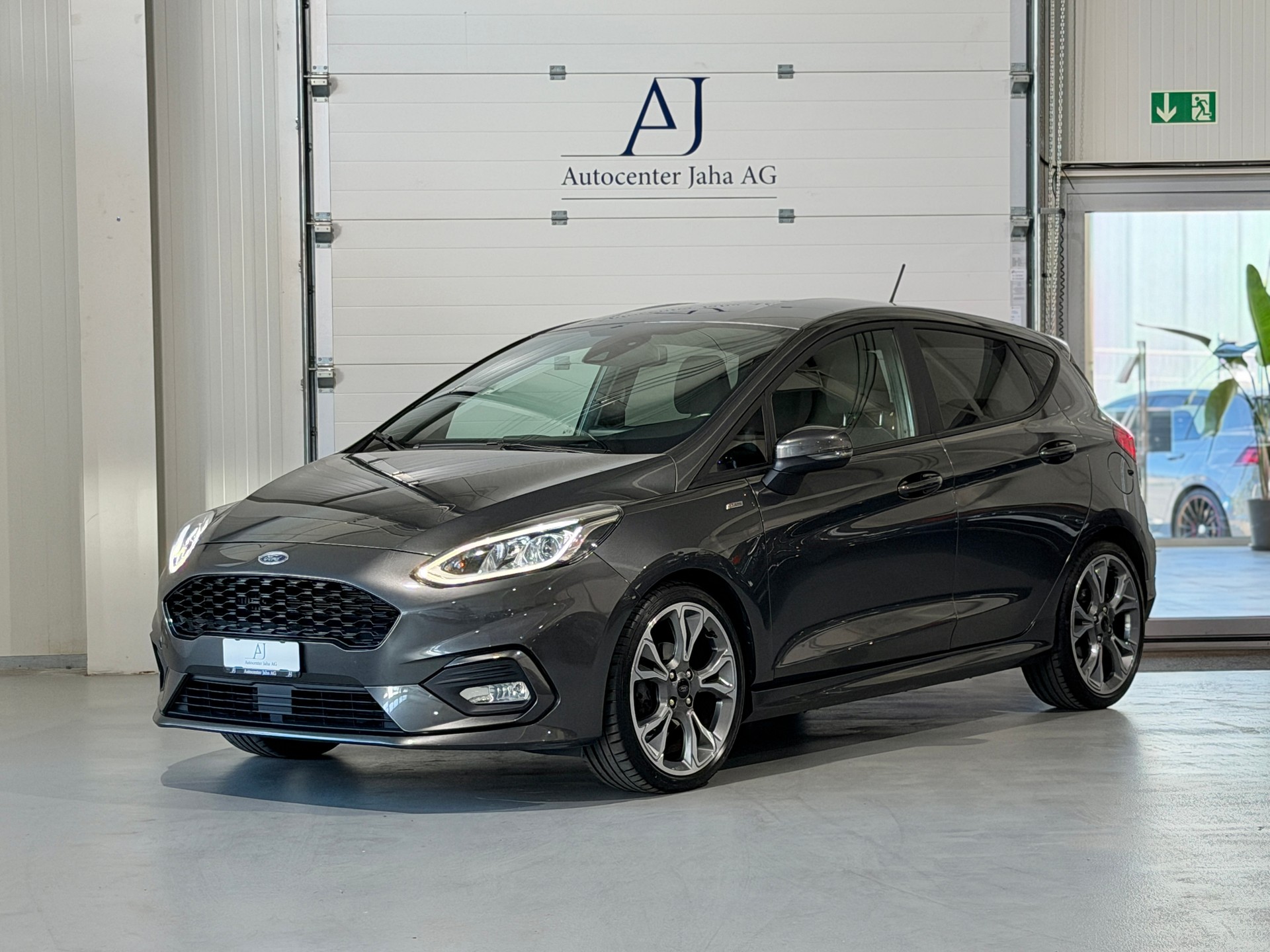 FORD Fiesta 1.0 SCTi ST Line-image-2