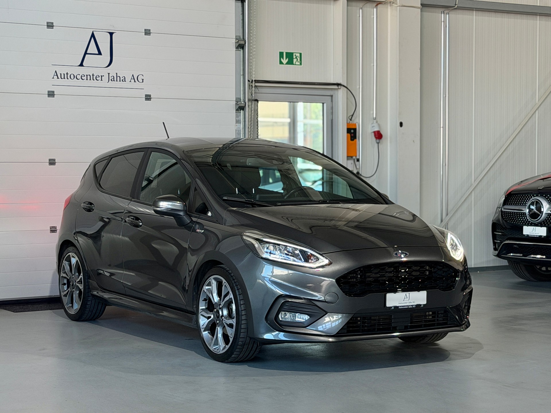 FORD Fiesta 1.0 SCTi ST Line-image-4