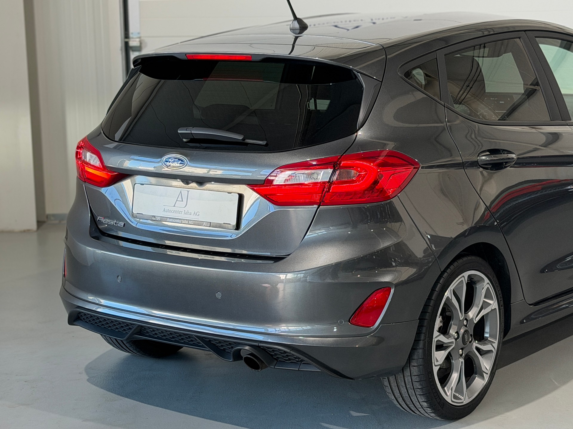 FORD Fiesta 1.0 SCTi ST Line-image-5