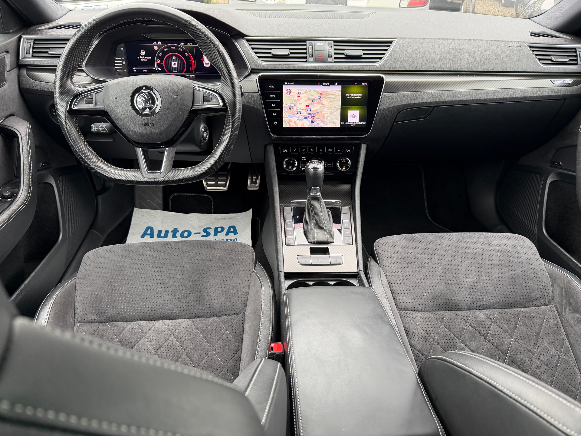 SKODA Superb Combi 2.0 TSI SportLine Plus 4x4 DSG-image-16