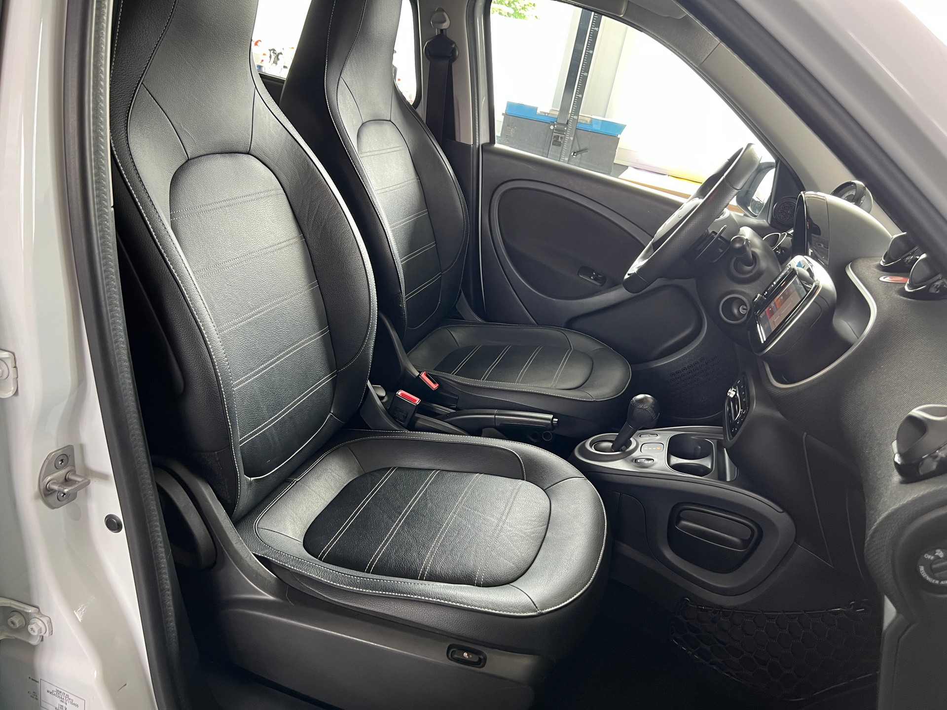 SMART forfour prime twinamic-image-9