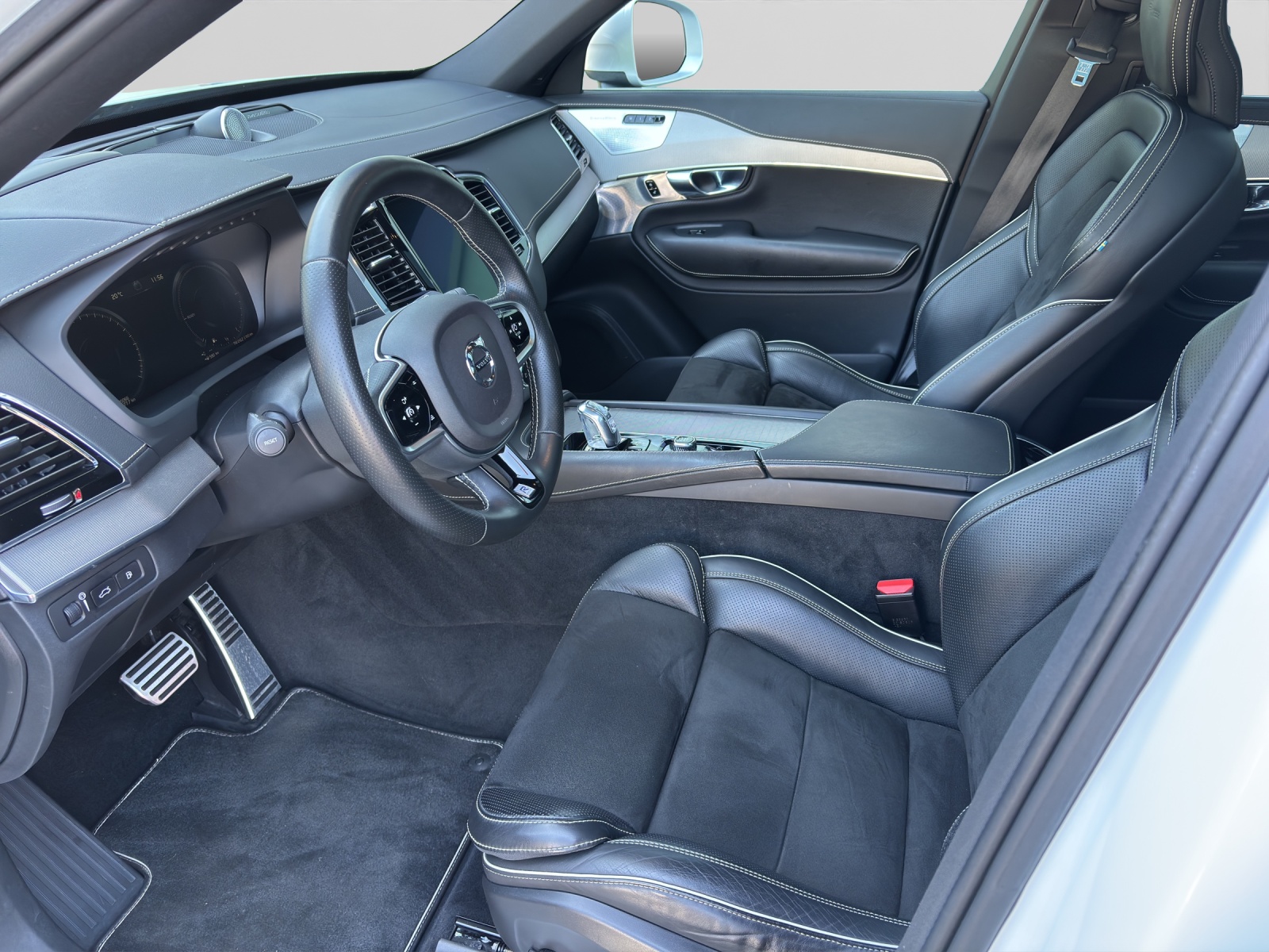 VOLVO XC90 2.0 T8 TE R-Design 7P. AWD-image-3
