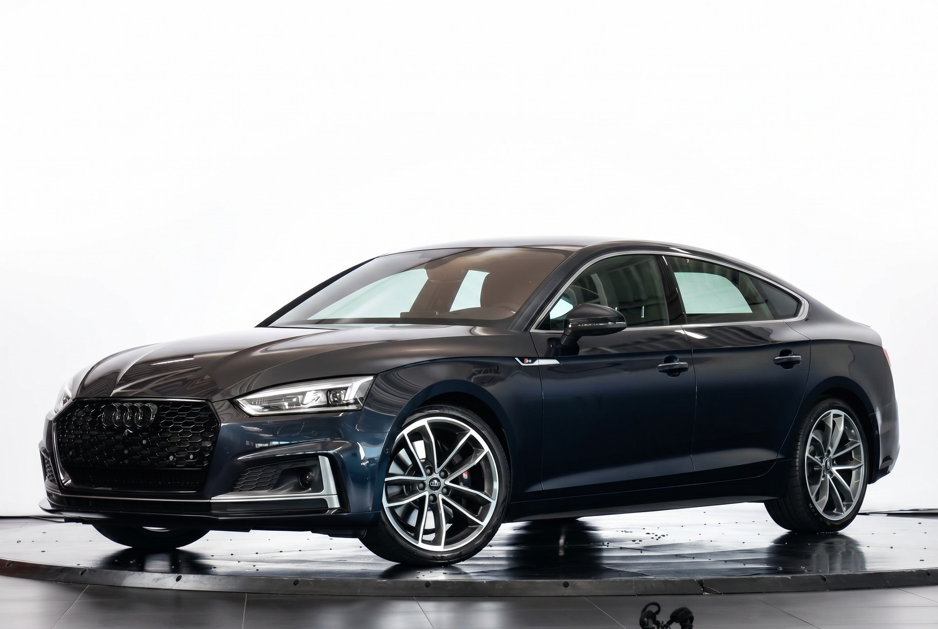 AUDI S5 Sportback 3.0 TFSI quattro tiptronic-image-4