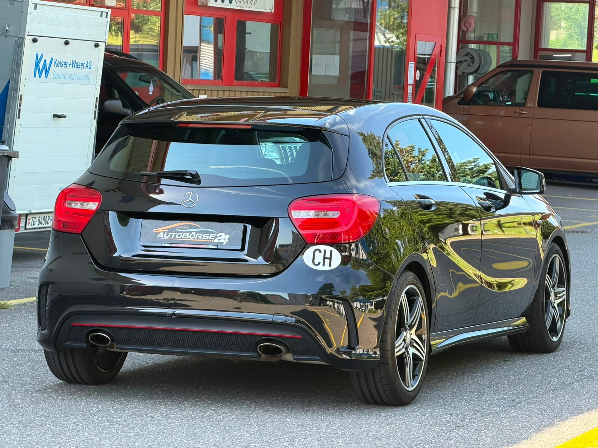 MERCEDES-BENZ A 250 Sport-image-4