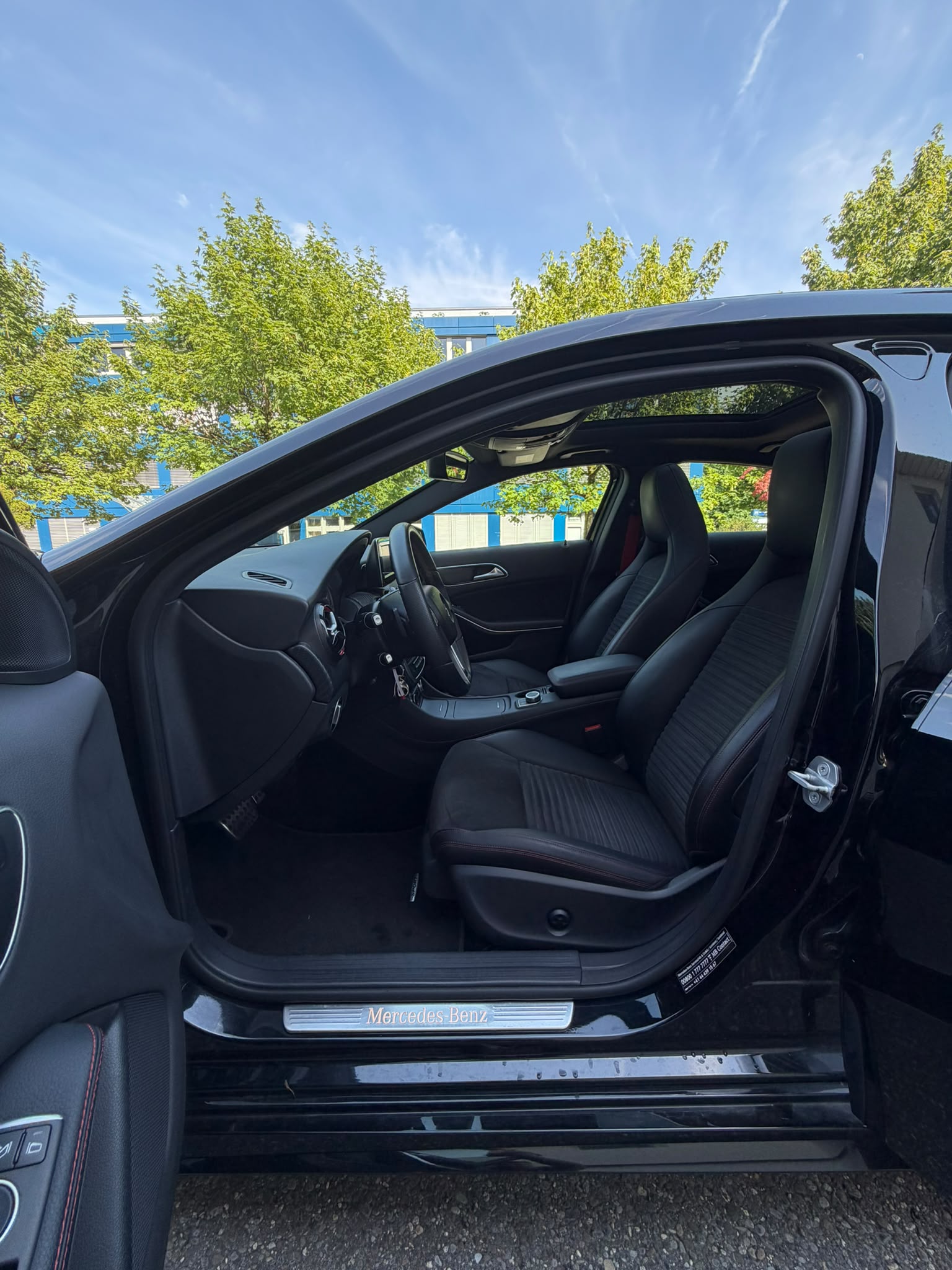 MERCEDES-BENZ A 250 Sport-image-7