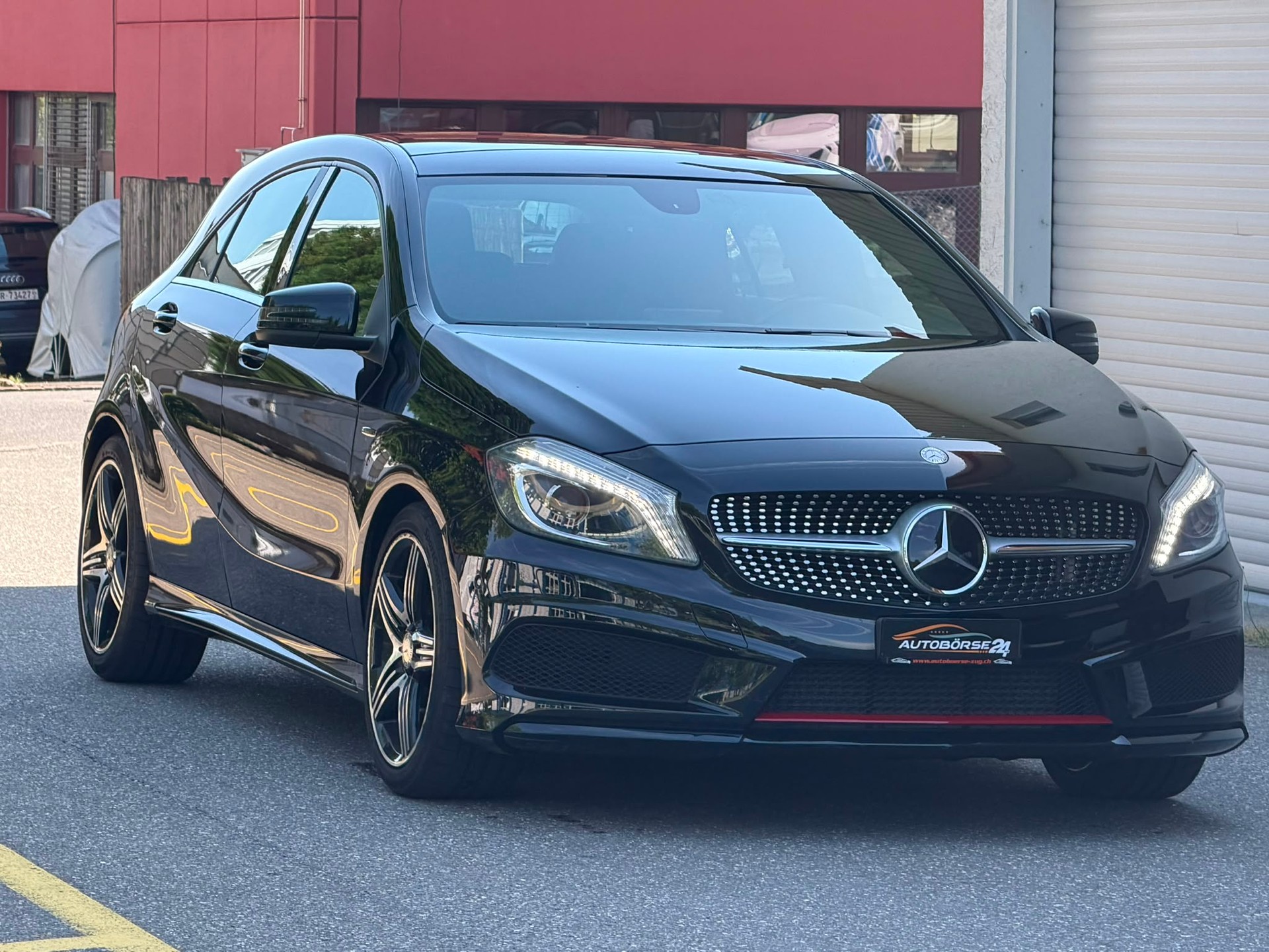 MERCEDES-BENZ A 250 Sport-image-1