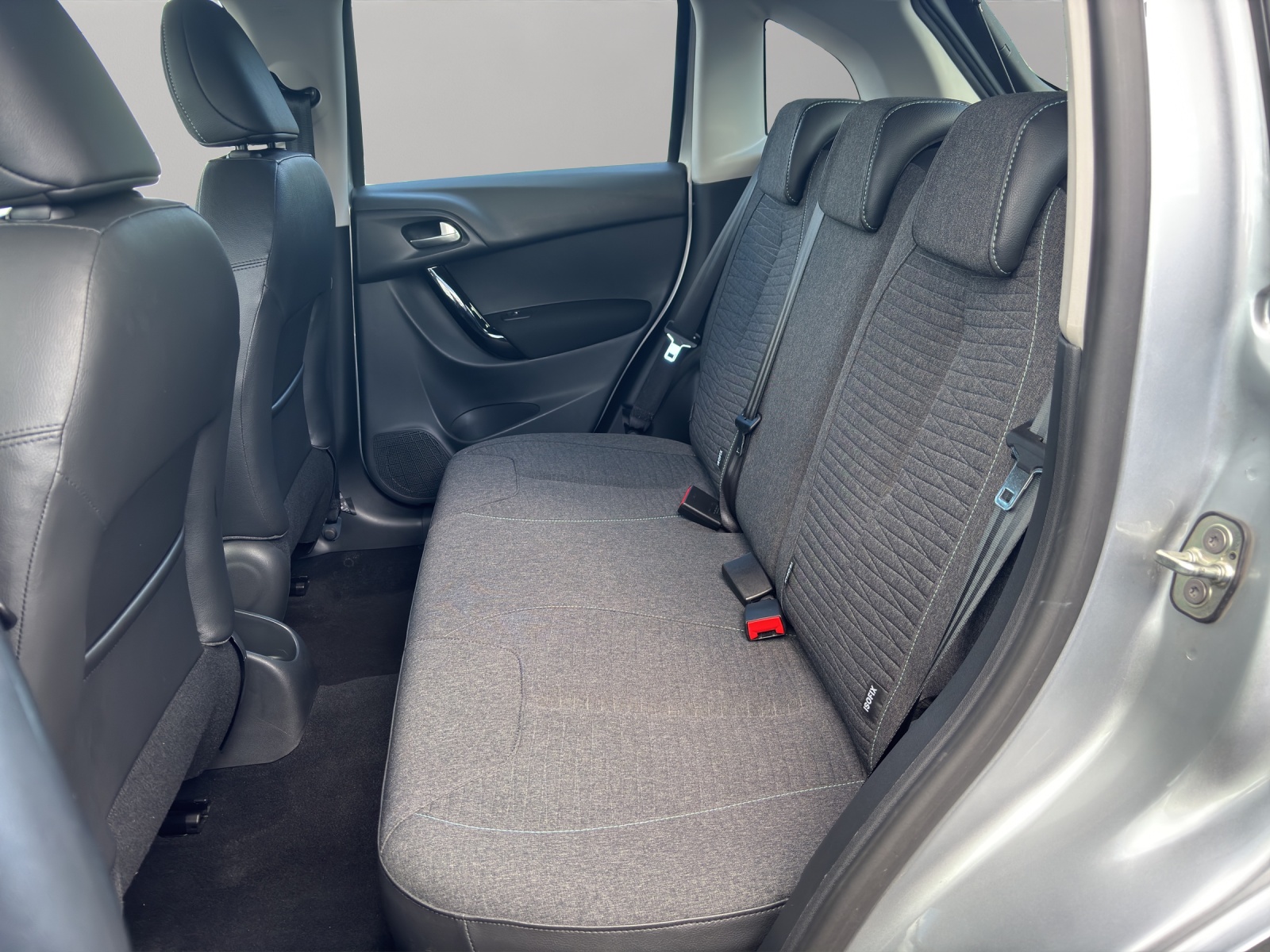 CITROEN C3 1.2i Feel Edition ETG5 / Pack City mit Einparkhilfe hinten, elektr. Fensterheber, elektr. Aussenspiegel, Winterräder-image-12