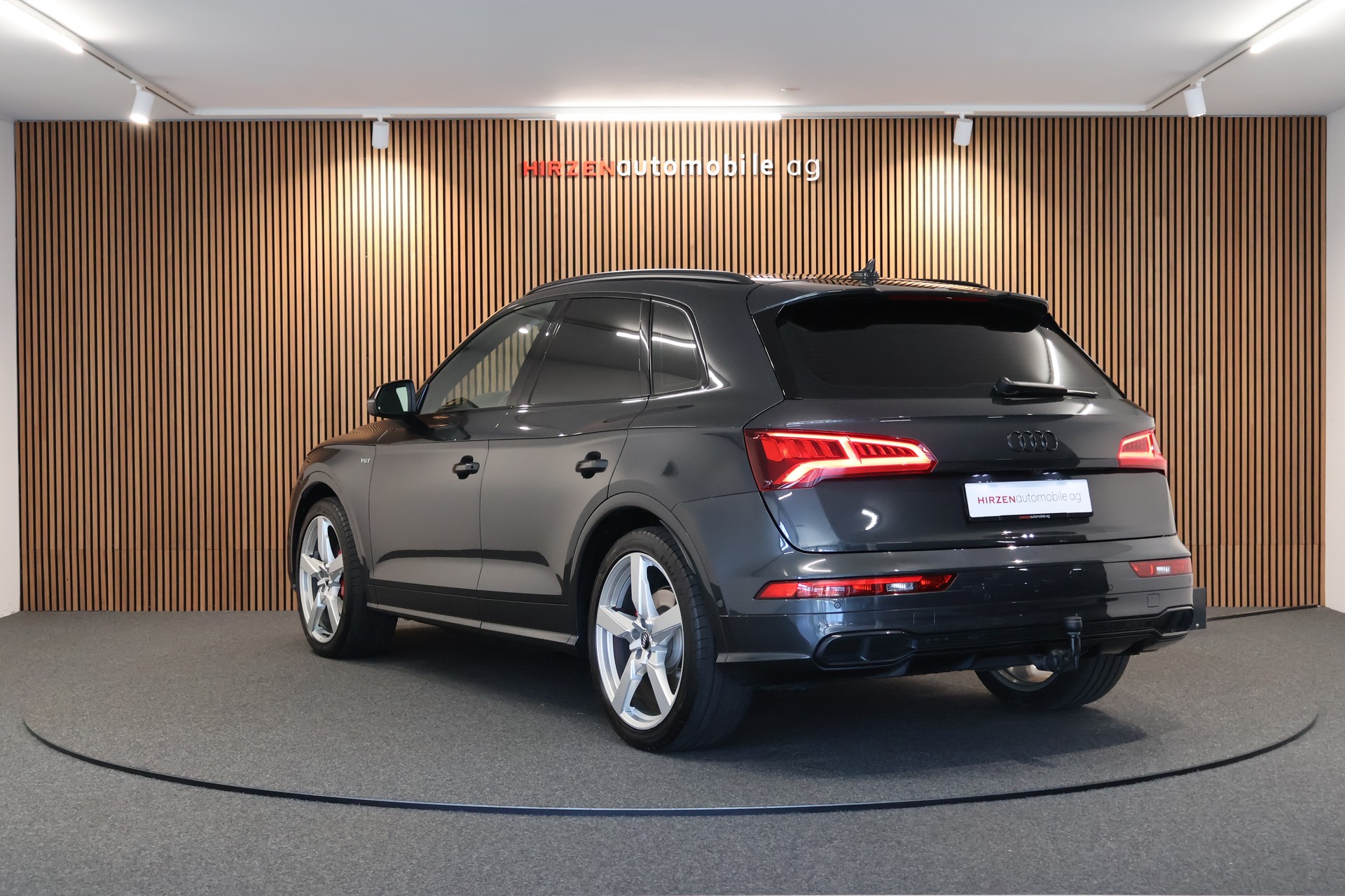 AUDI SQ5 3.0 TFSI quattro S-tronic-image-2