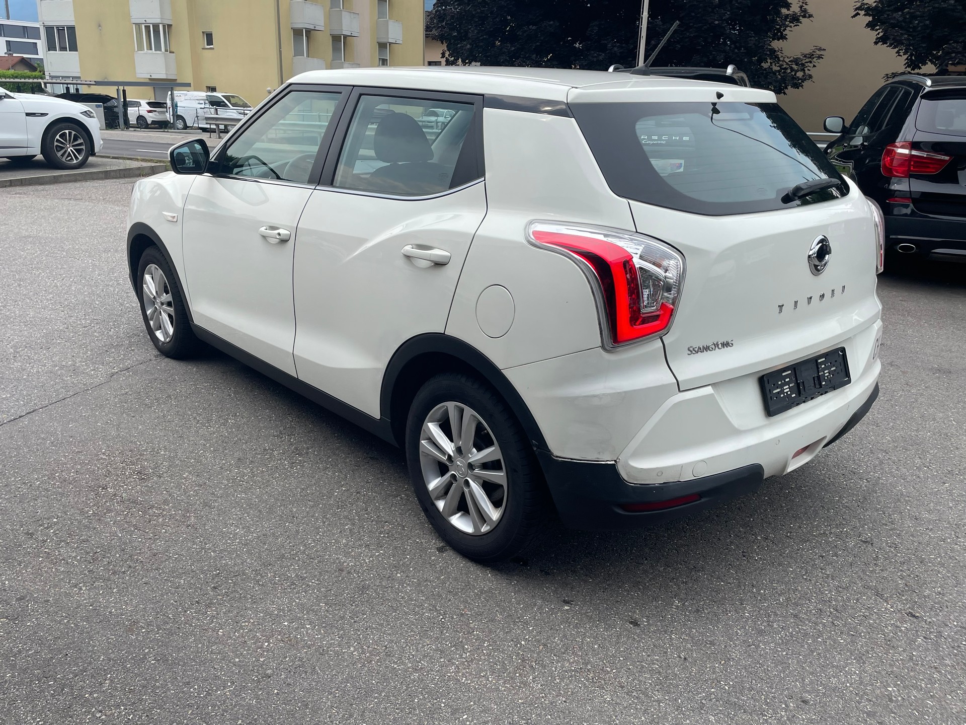 KGM-SsangYong Tivoli 1.6 eXDi Crystal 4WD Automatic-image-5