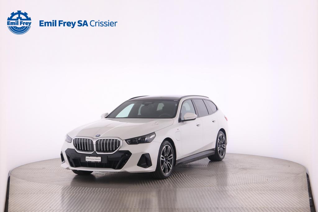 BMW 530e xDrive Touring-image-0