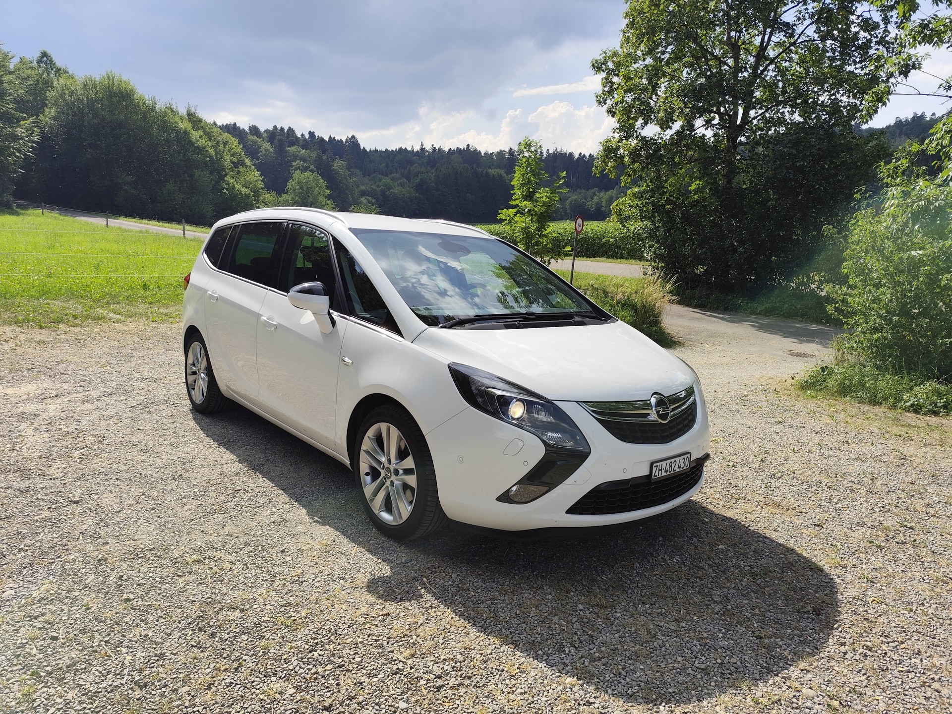 OPEL 1.6T eTEC Sport-image-1
