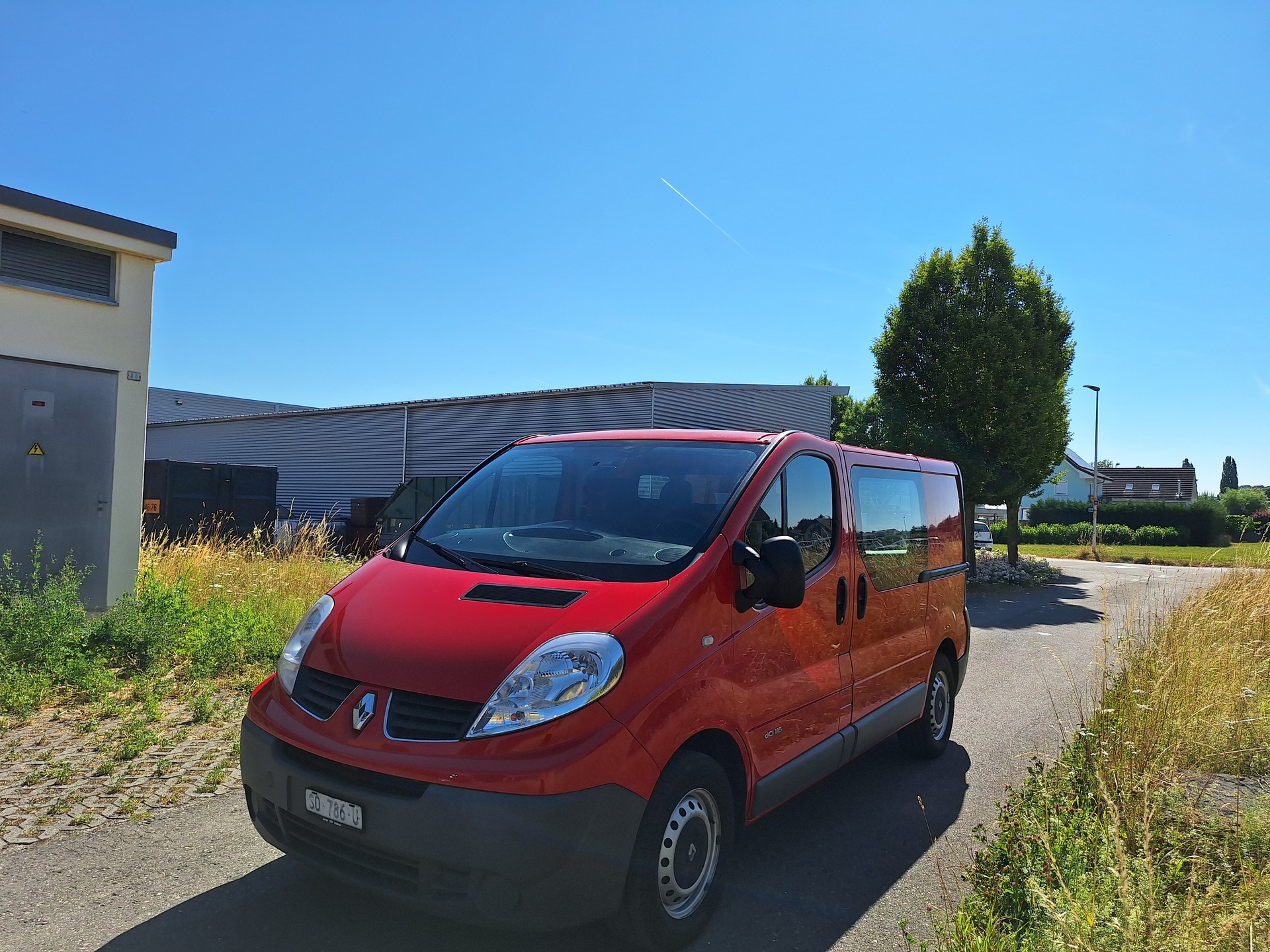 RENAULT Trafic 2.0 dCi 115 2.9t L1H1-image-1