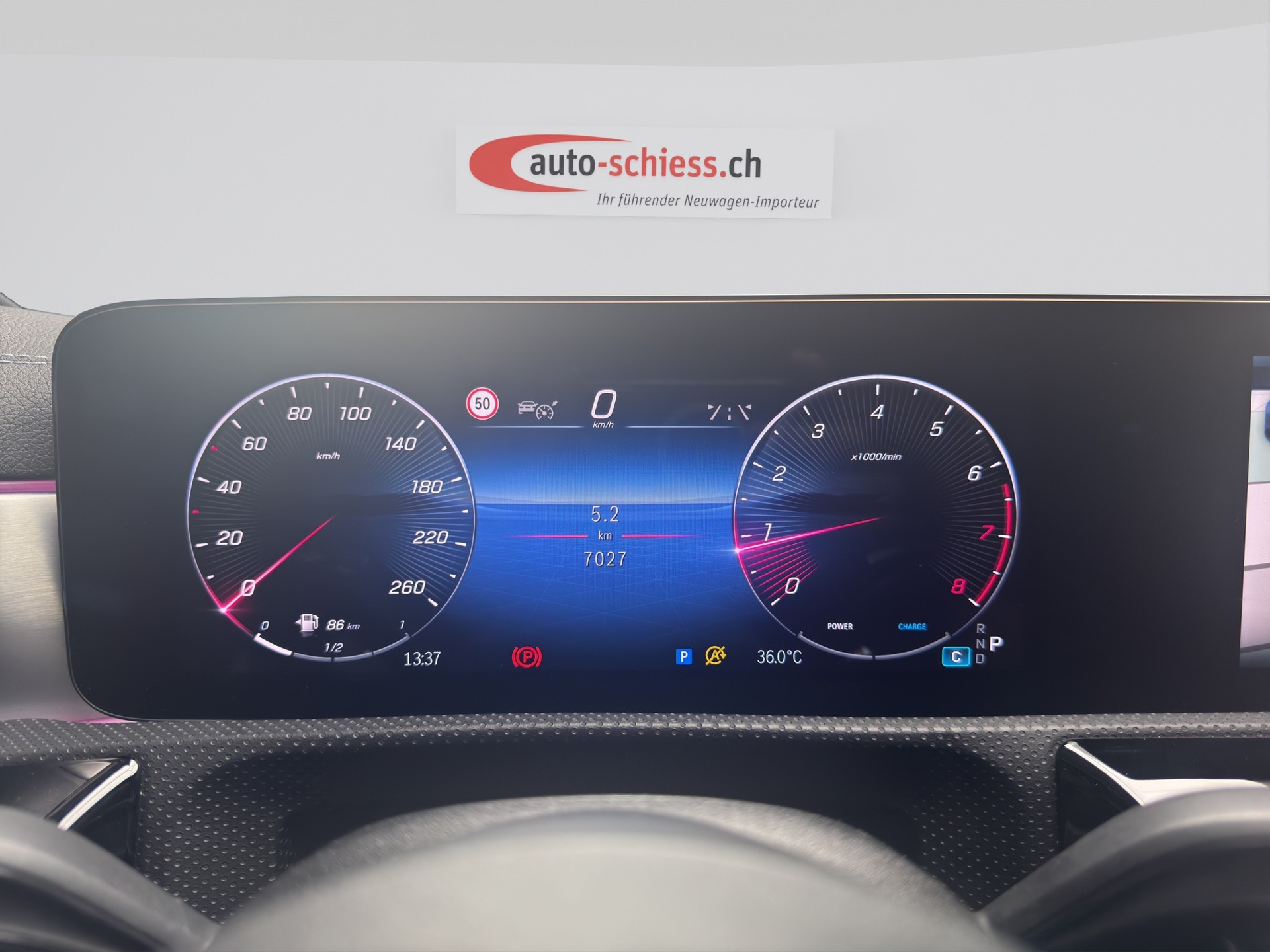 MERCEDES-BENZ CLA 200 AMG Line Night 7G-DCT-image-10