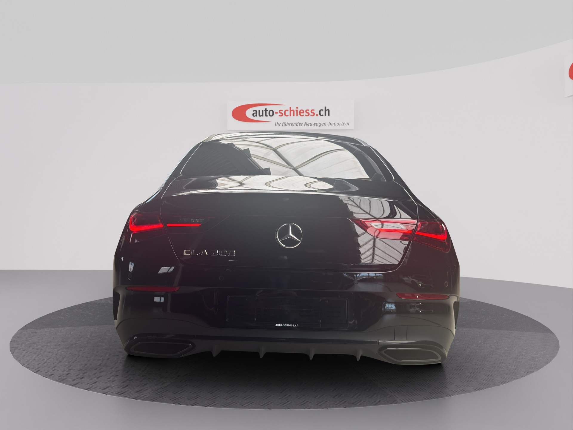 MERCEDES-BENZ CLA 200 AMG Line Night 7G-DCT-image-3