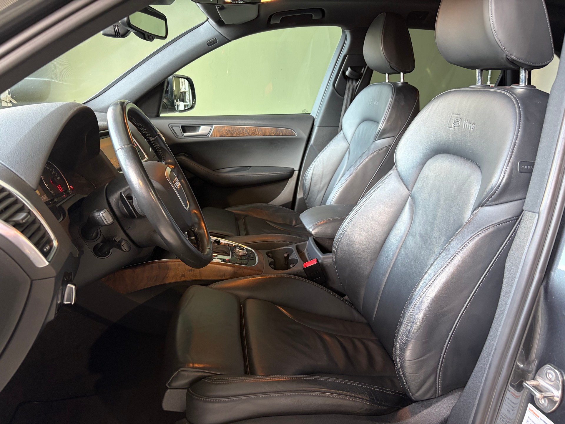 AUDI Q5 3.2 FSI Quattro S-Line ***Standheizung***Ab MFK***-image-5