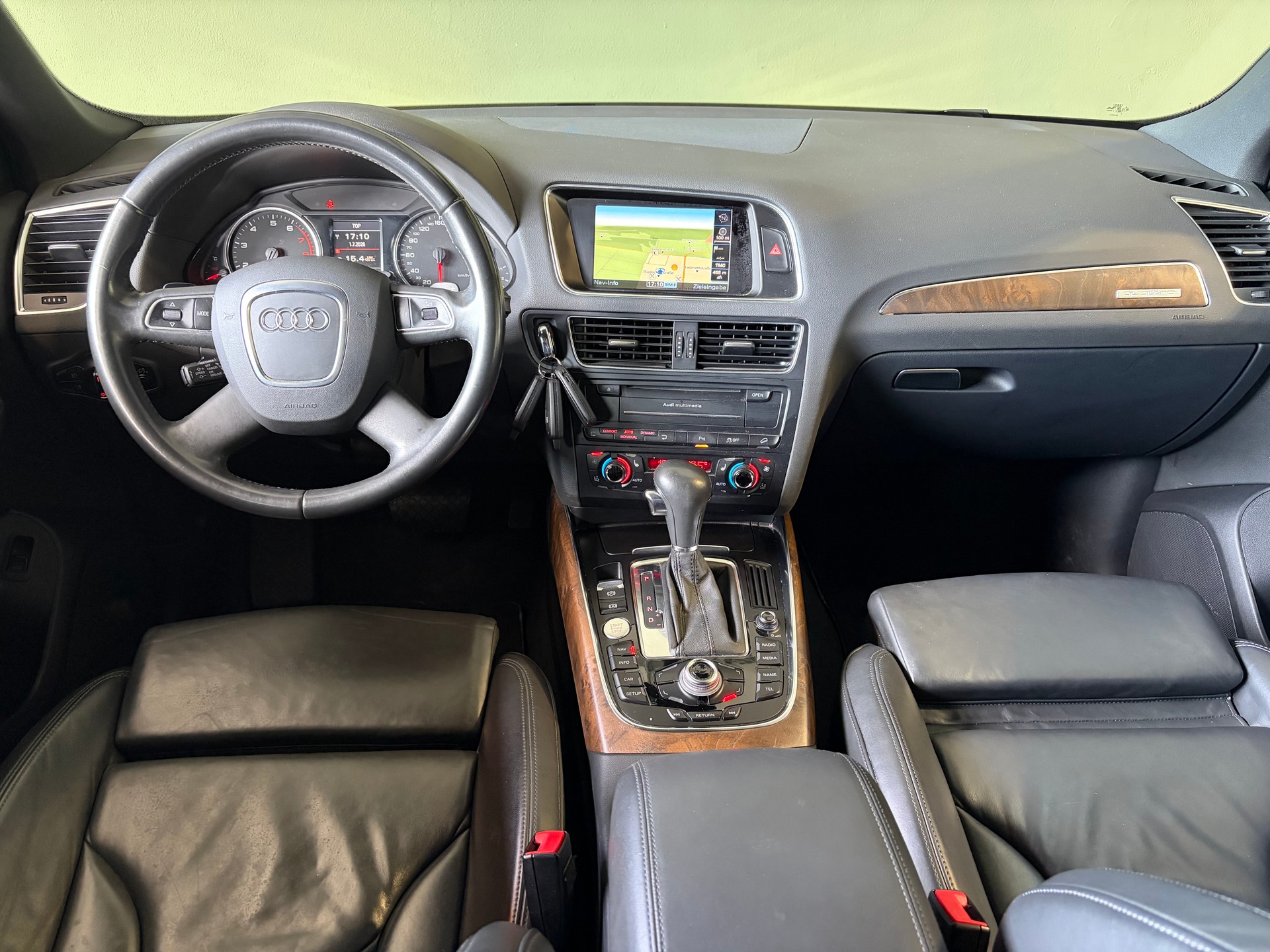AUDI Q5 3.2 FSI Quattro S-Line ***Standheizung***Ab MFK***-image-6