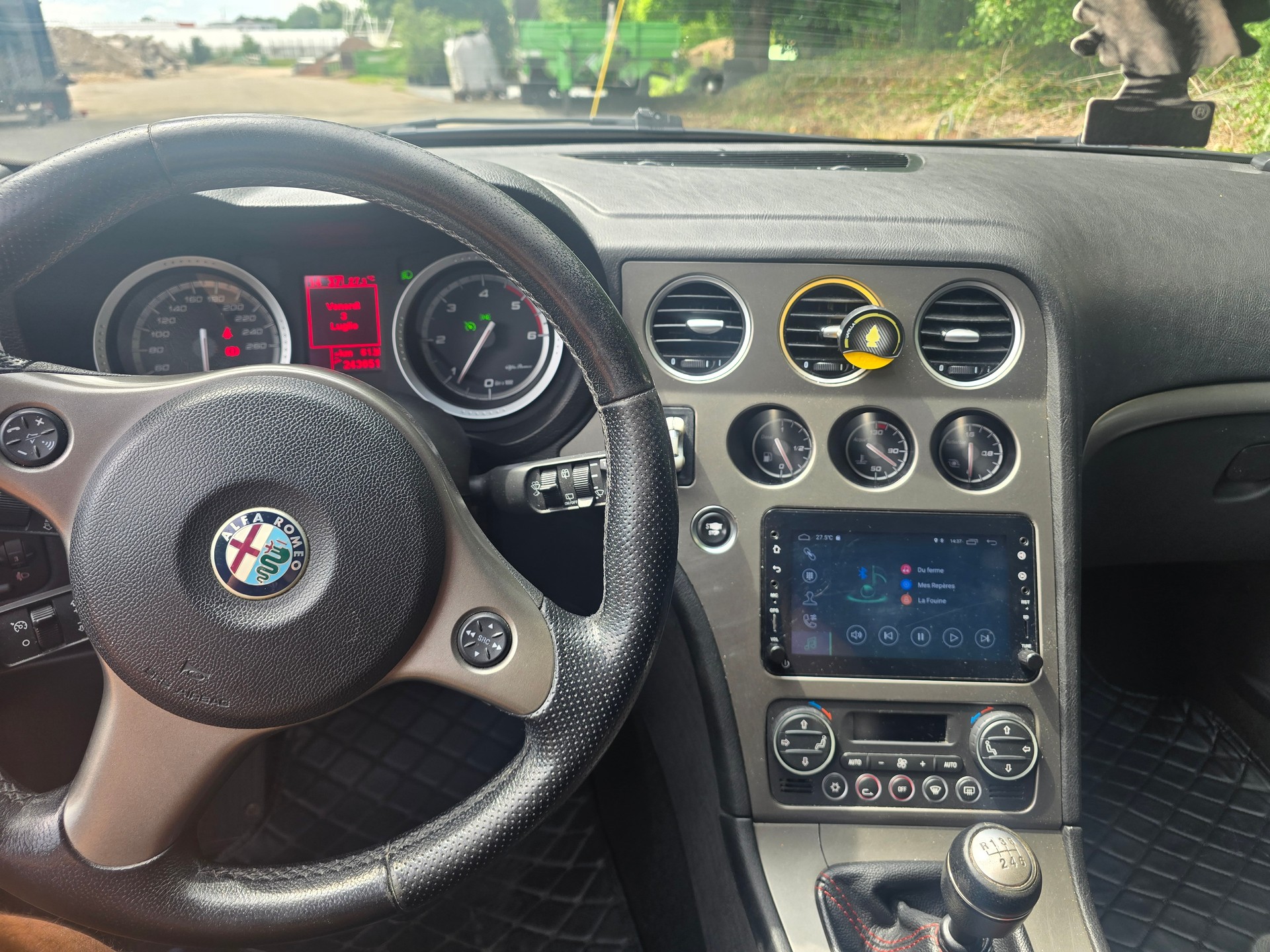 ALFA ROMEO 1.9 JTDM 16V Distinctive-image-4