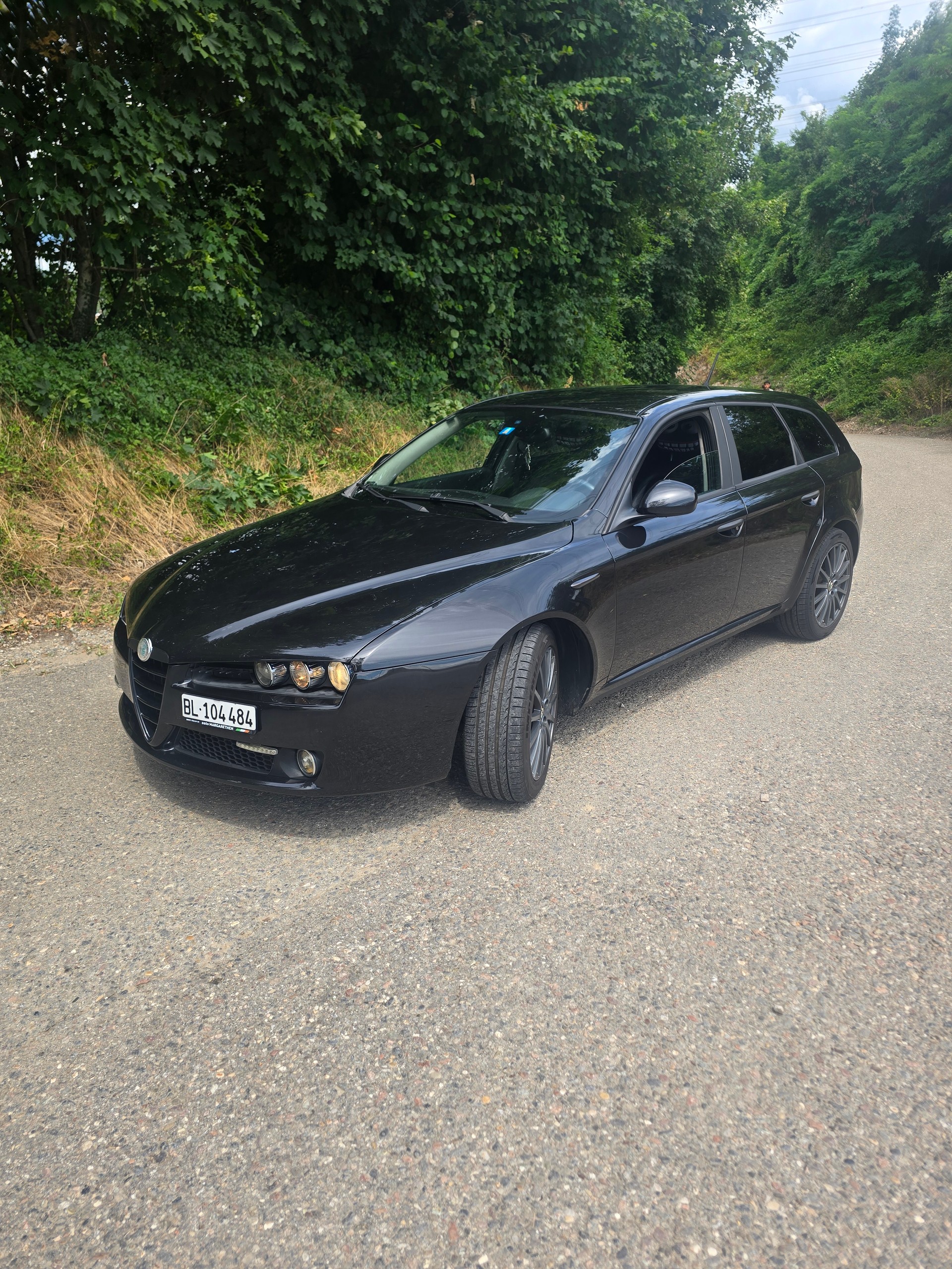 ALFA ROMEO 1.9 JTDM 16V Distinctive-image-1