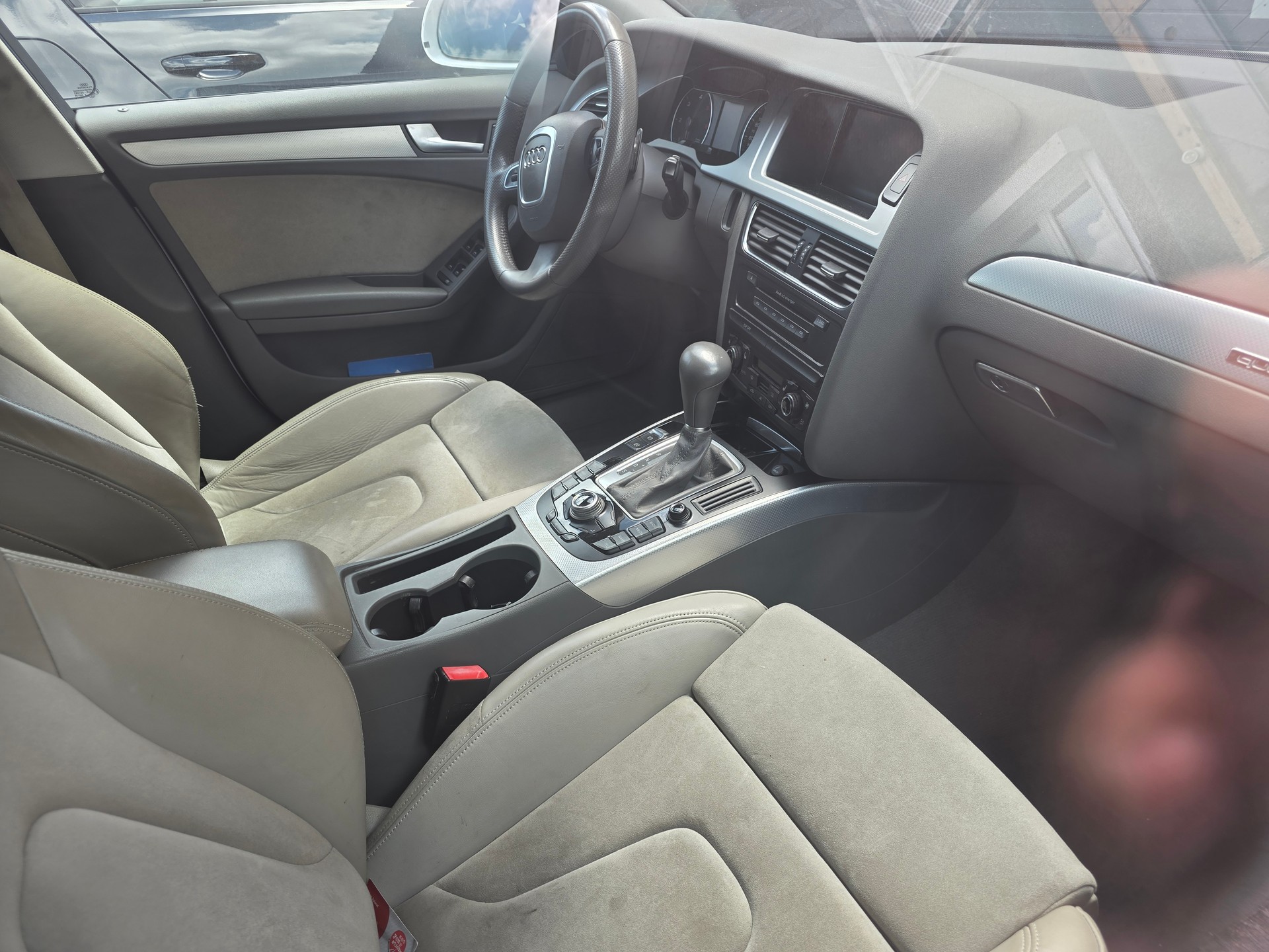 AUDI A4 Avant 3.0 TDI quattro tiptronic....MOTORSCHADE-image-4