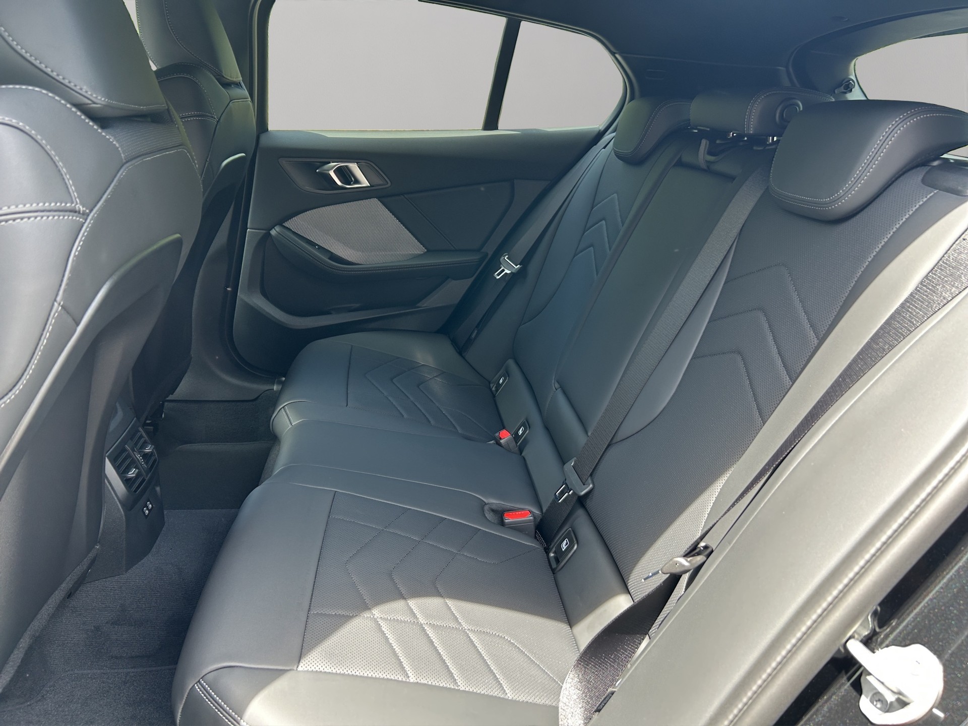 BMW M135 xDrive-image-16