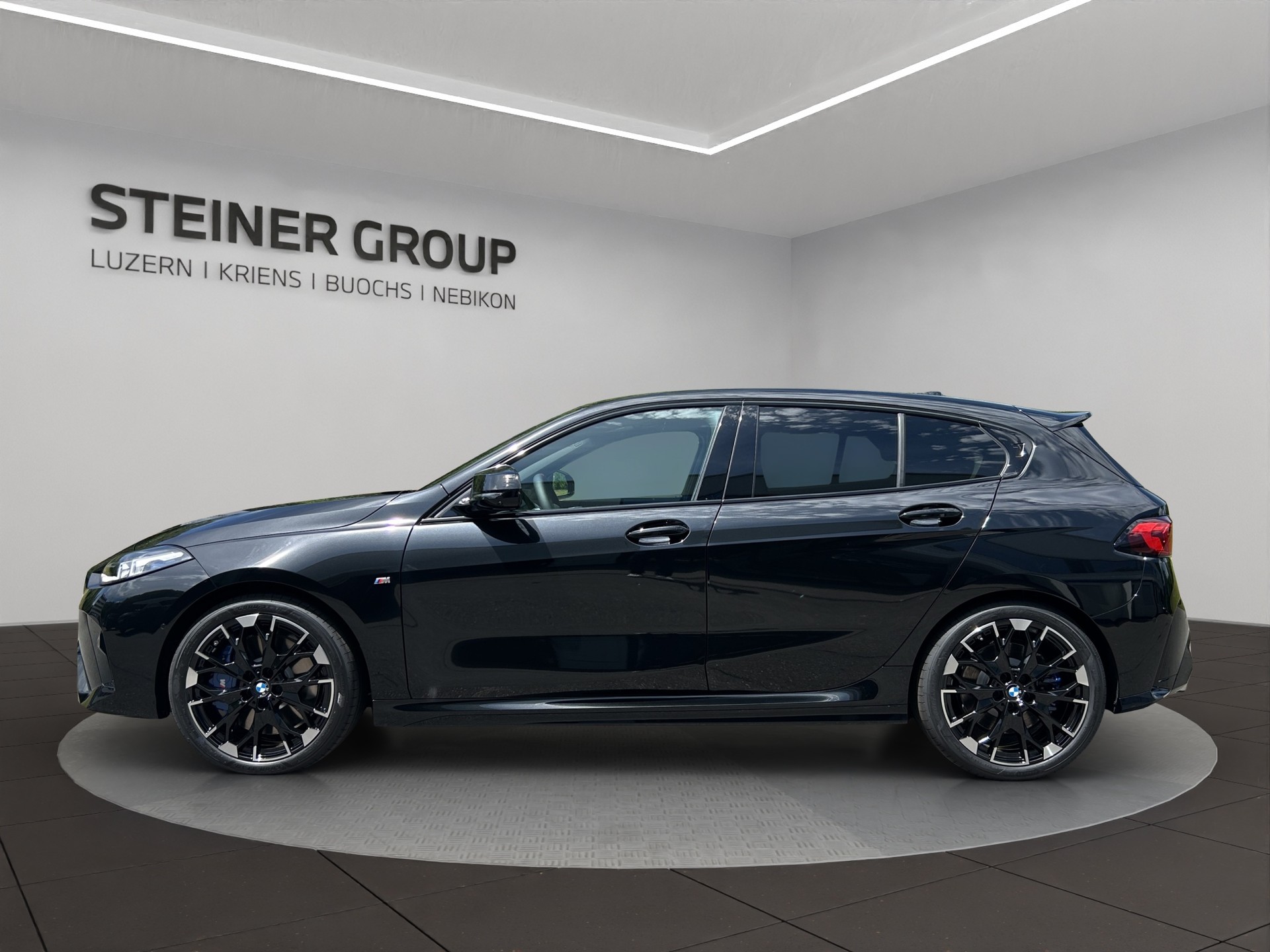 BMW M135 xDrive-image-7