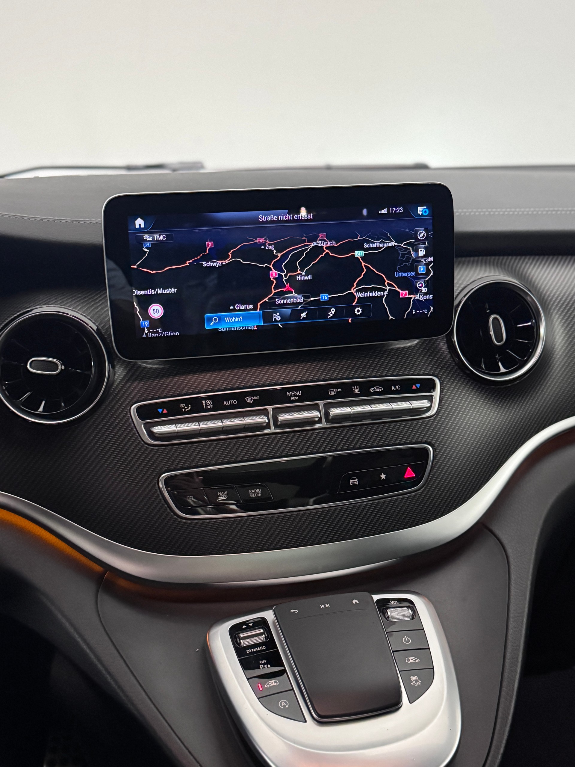 MERCEDES-BENZ V 300 d lang Avantgarde 4Matic 9G-Tronic *Erste Hand* *AMG-Line*-image-13