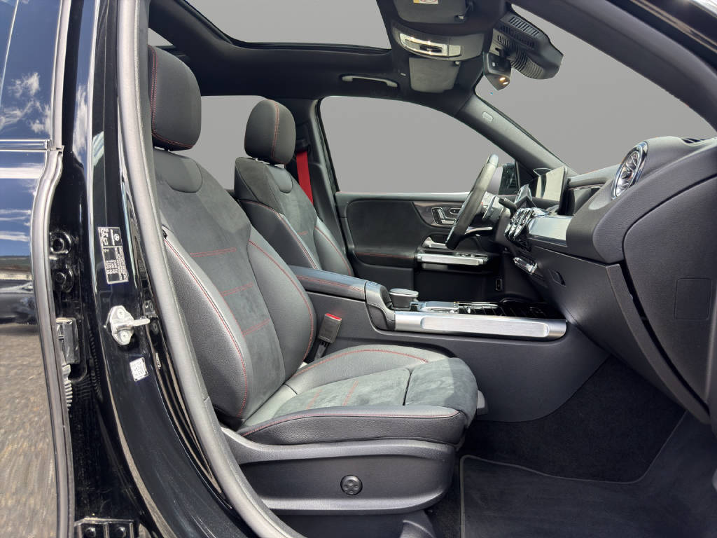 MERCEDES-BENZ GLB 35 AMG 4matic-image-15