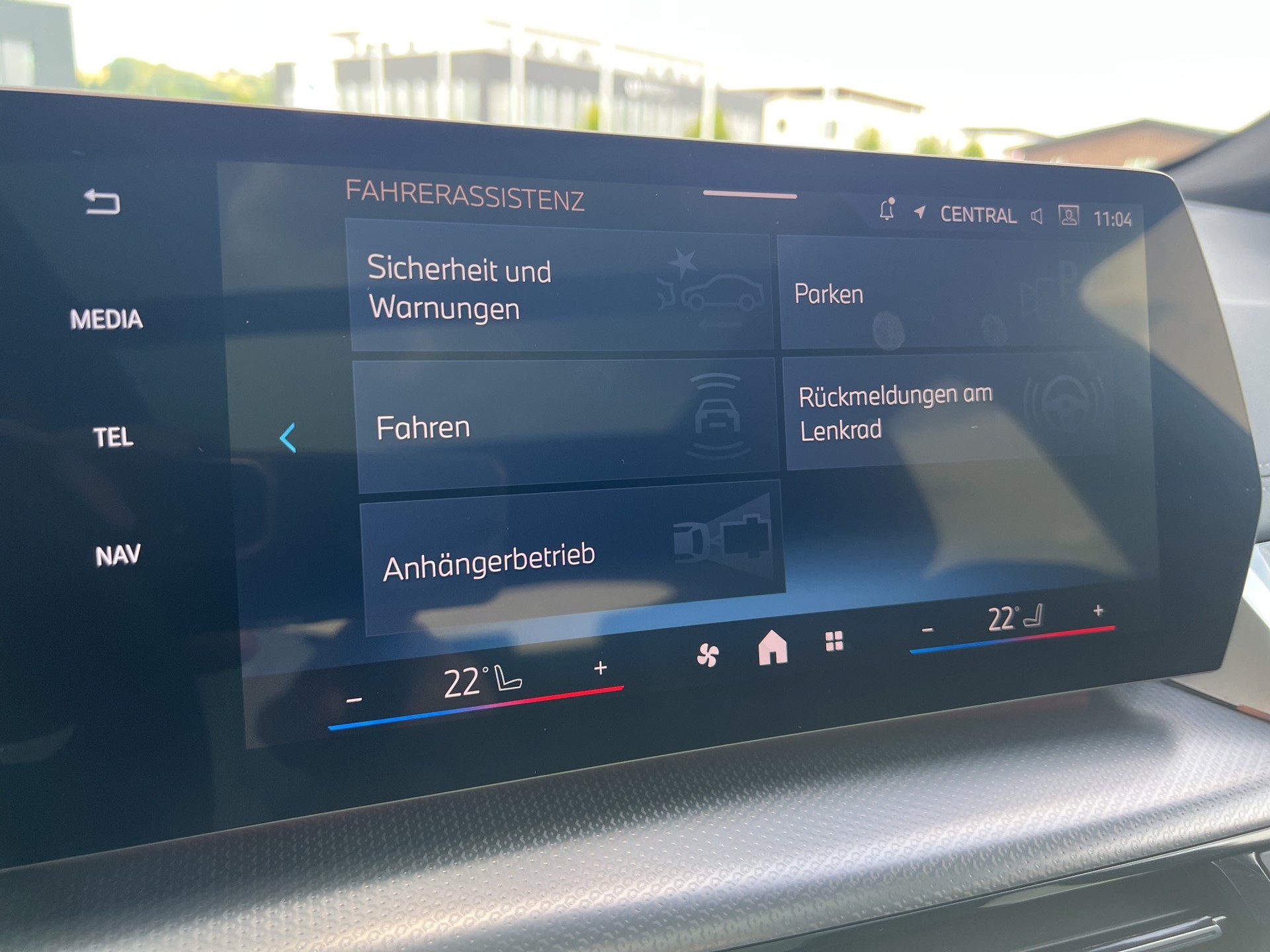 BMW 225e xDr. Act. T. M Sport-image-17