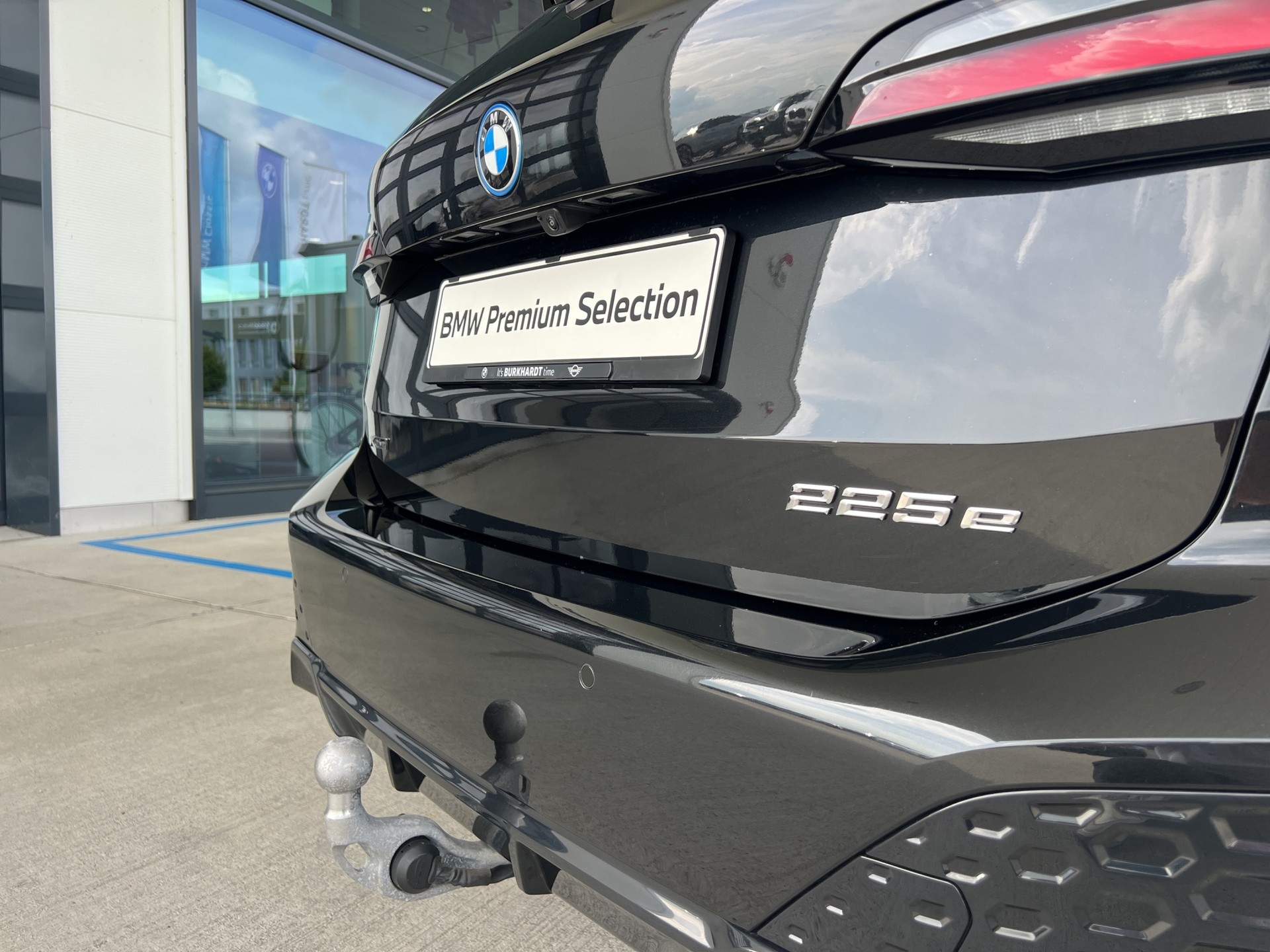 BMW 225e xDr. Act. T. M Sport-image-24