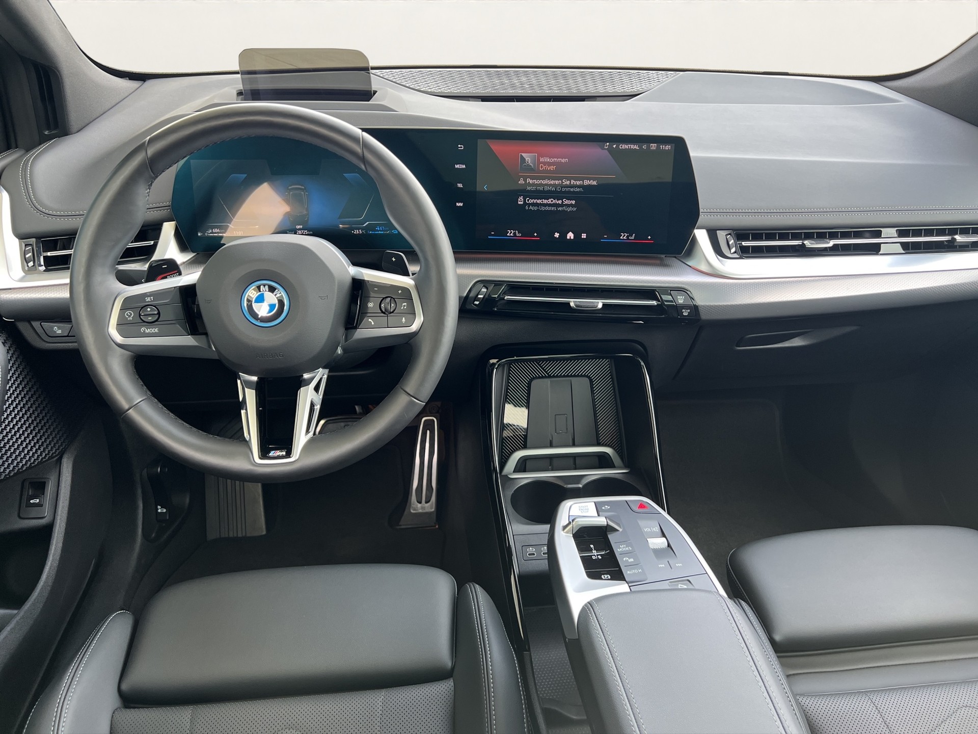 BMW 225e xDr. Act. T. M Sport-image-12