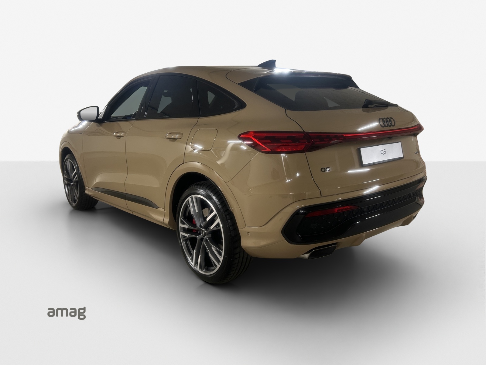 AUDI Q5 Sportback e-hybrid quattro 270 kW S-tronic-image-2
