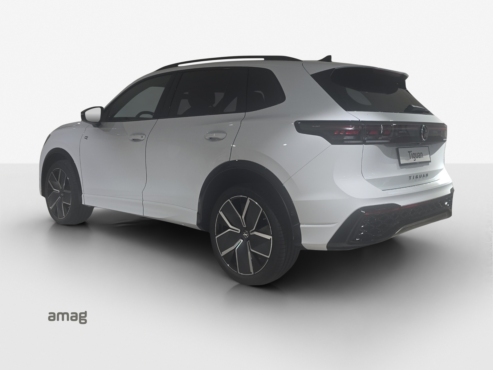 VW Tiguan 2.0 TSI DSG R-Line 4Motion-showroom-element-2