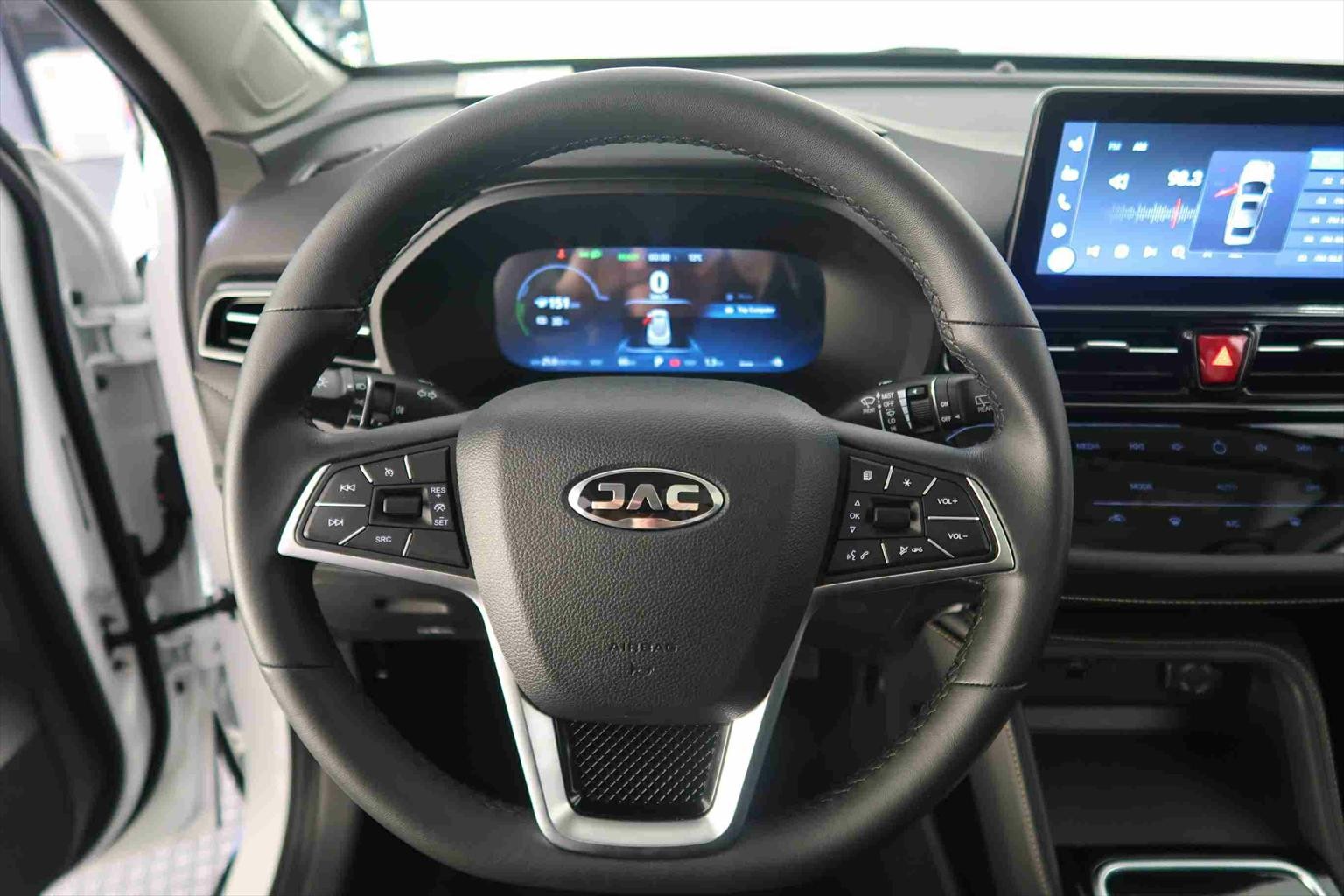 JAC e-JS4 EV Elektro Automat SUV-image-8